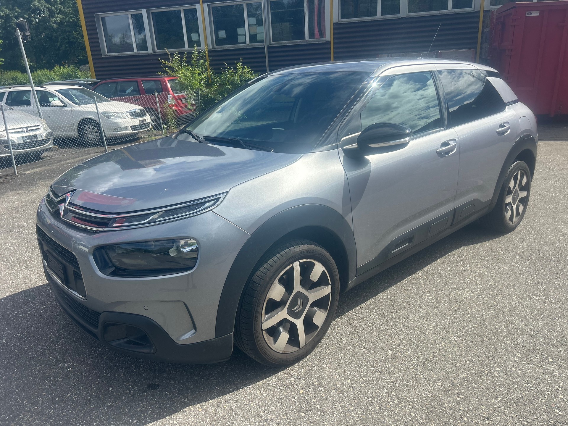 CITROEN C4 Cactus 1.2 Pure Tech Feel-image-1