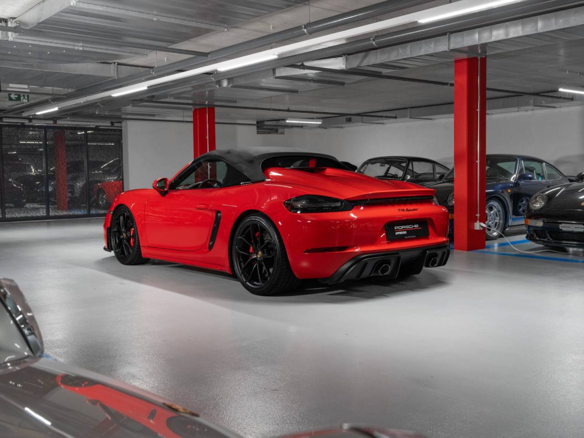 PORSCHE 718 Spyder-image-6