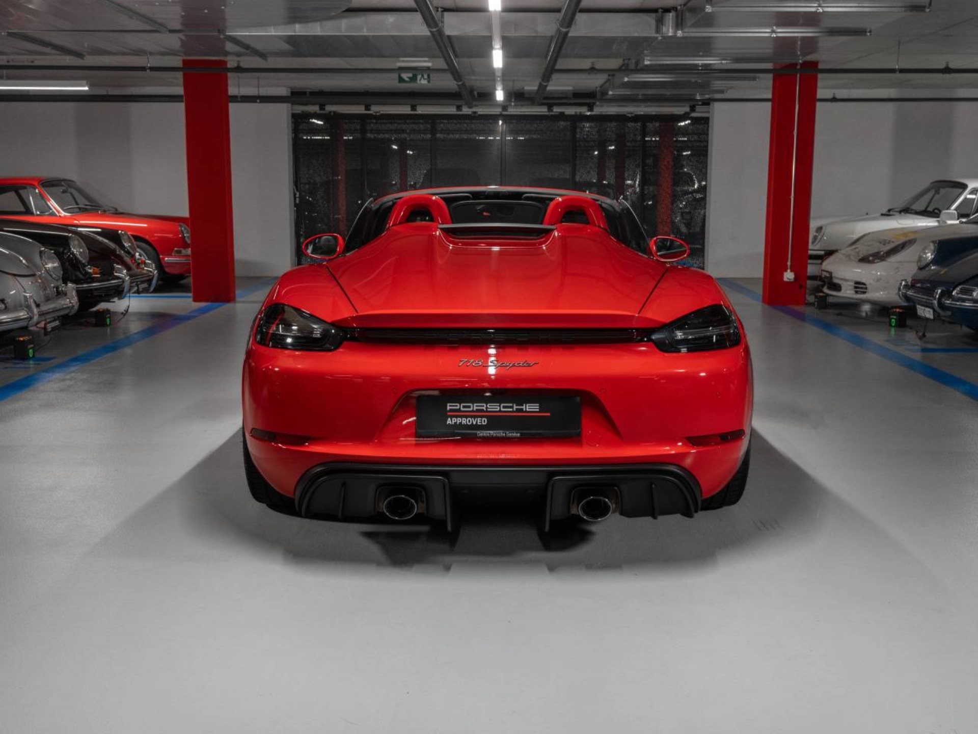 PORSCHE 718 Spyder-image-5