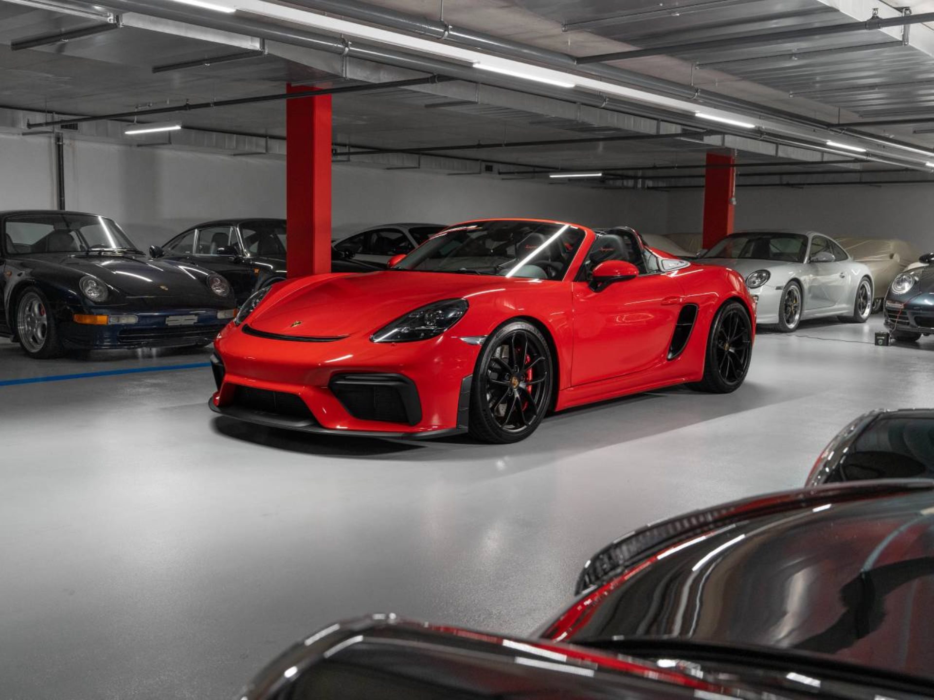 PORSCHE 718 Spyder-image-3