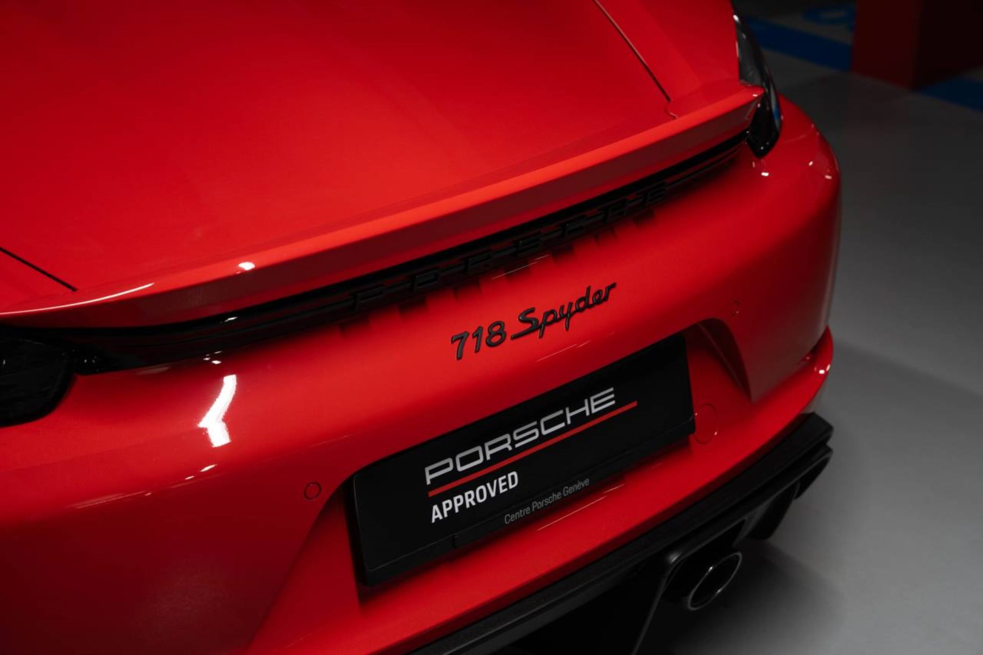 PORSCHE 718 Spyder-image-21