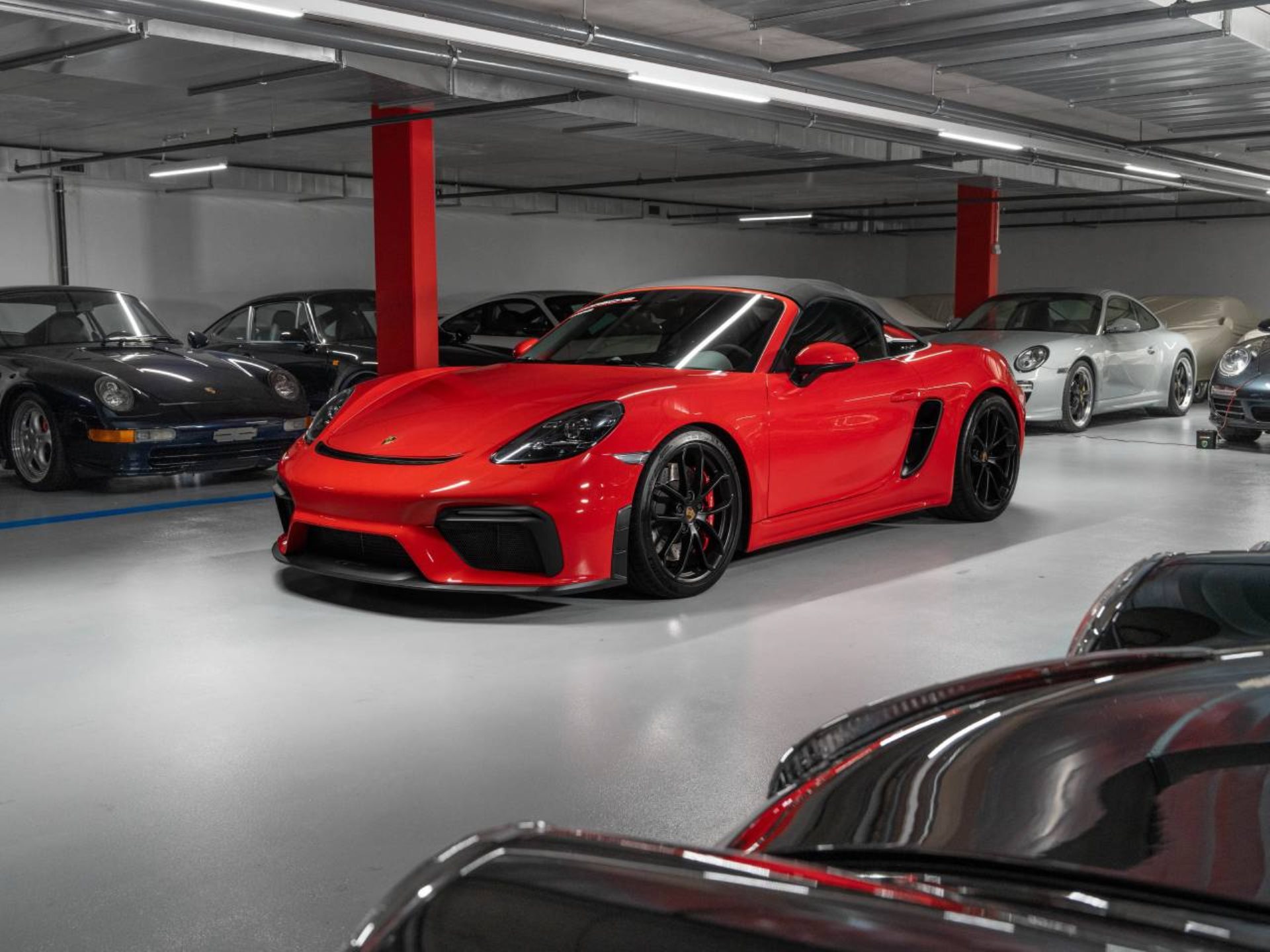 PORSCHE 718 Spyder-image-0