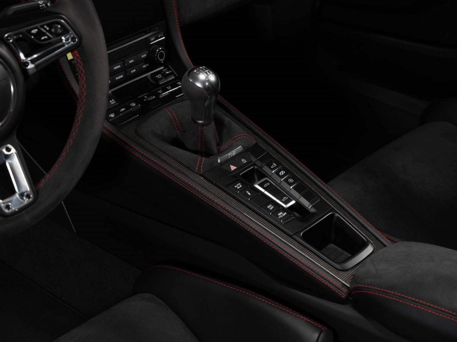 PORSCHE 718 Spyder-image-17