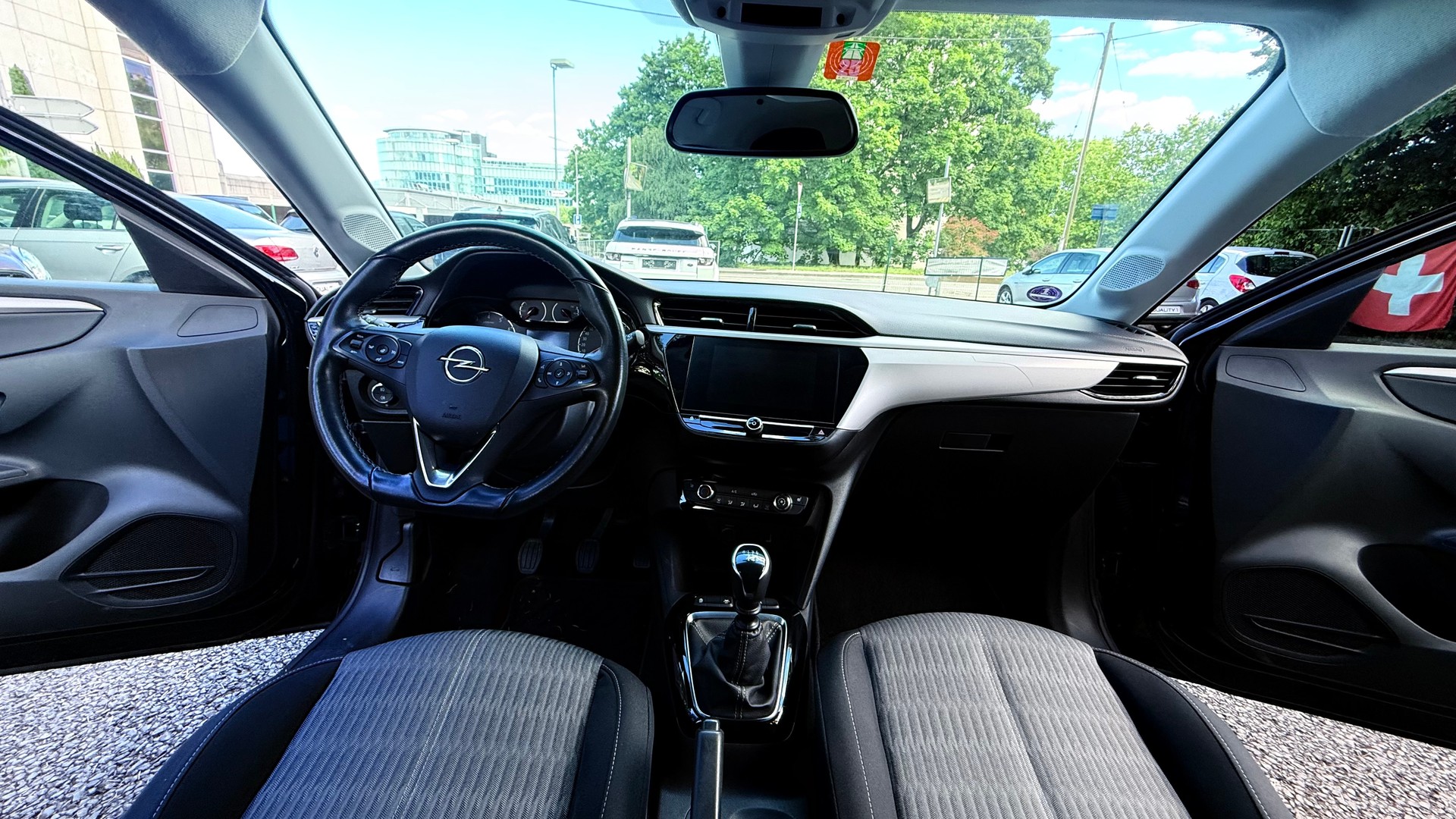 OPEL Corsa 1.2 TP Elegance-image-9