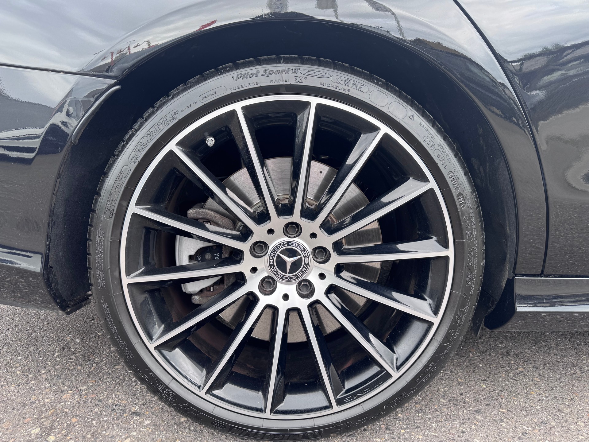 MERCEDES-BENZ E 400 AMG Line 4Matic 9G-Tronic-image-6
