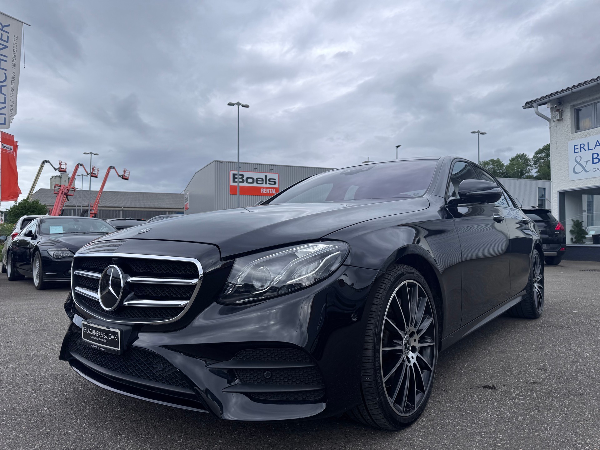 MERCEDES-BENZ E 400 AMG Line 4Matic 9G-Tronic-image-1