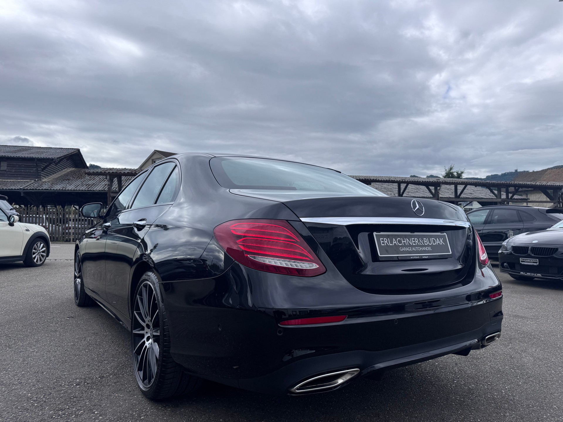 MERCEDES-BENZ E 400 AMG Line 4Matic 9G-Tronic-image-3