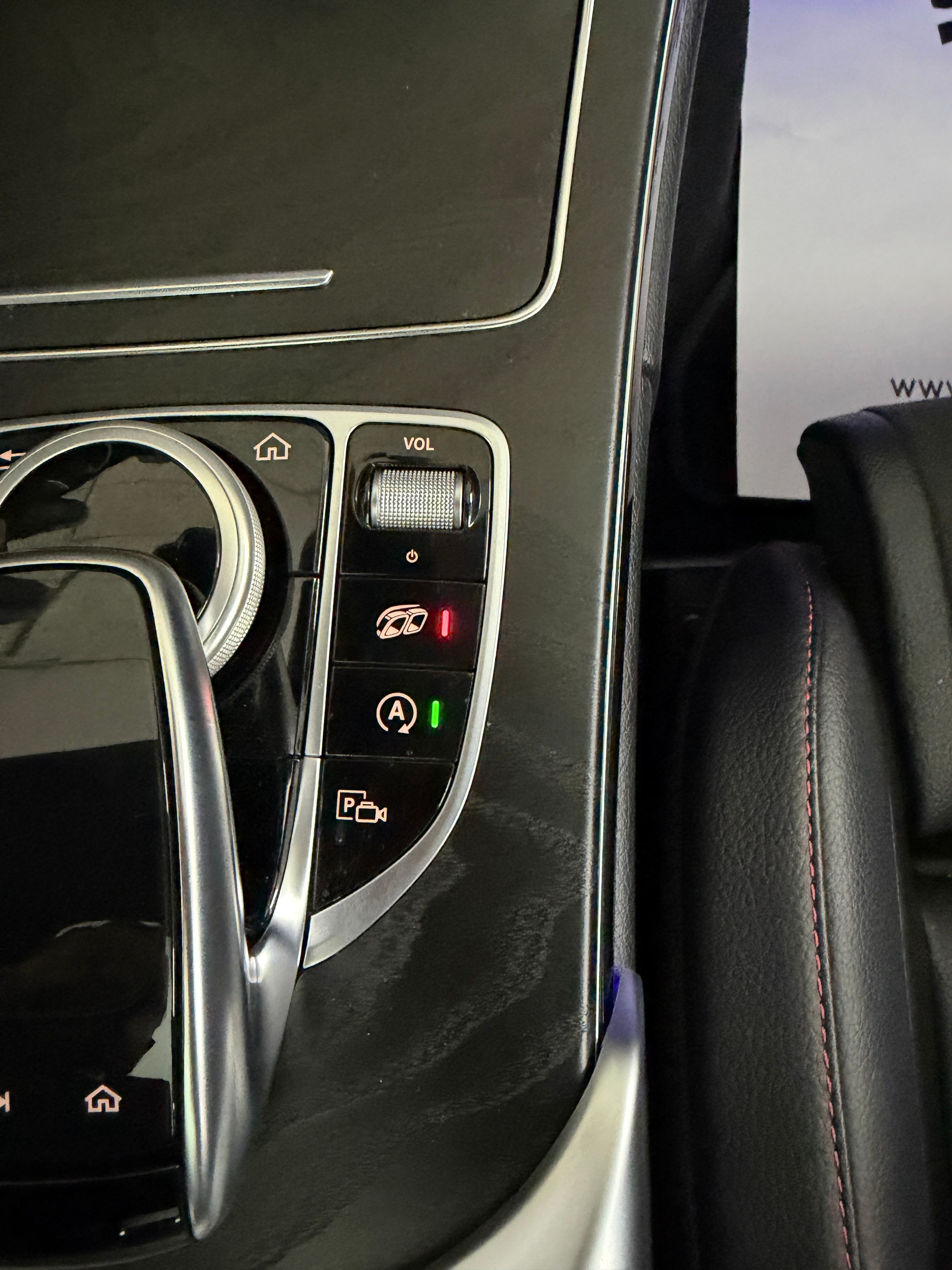 MERCEDES-BENZ C 43 AMG 4Matic Performance Speedshift Selenitgrau 390PS TCT 9G-image-19