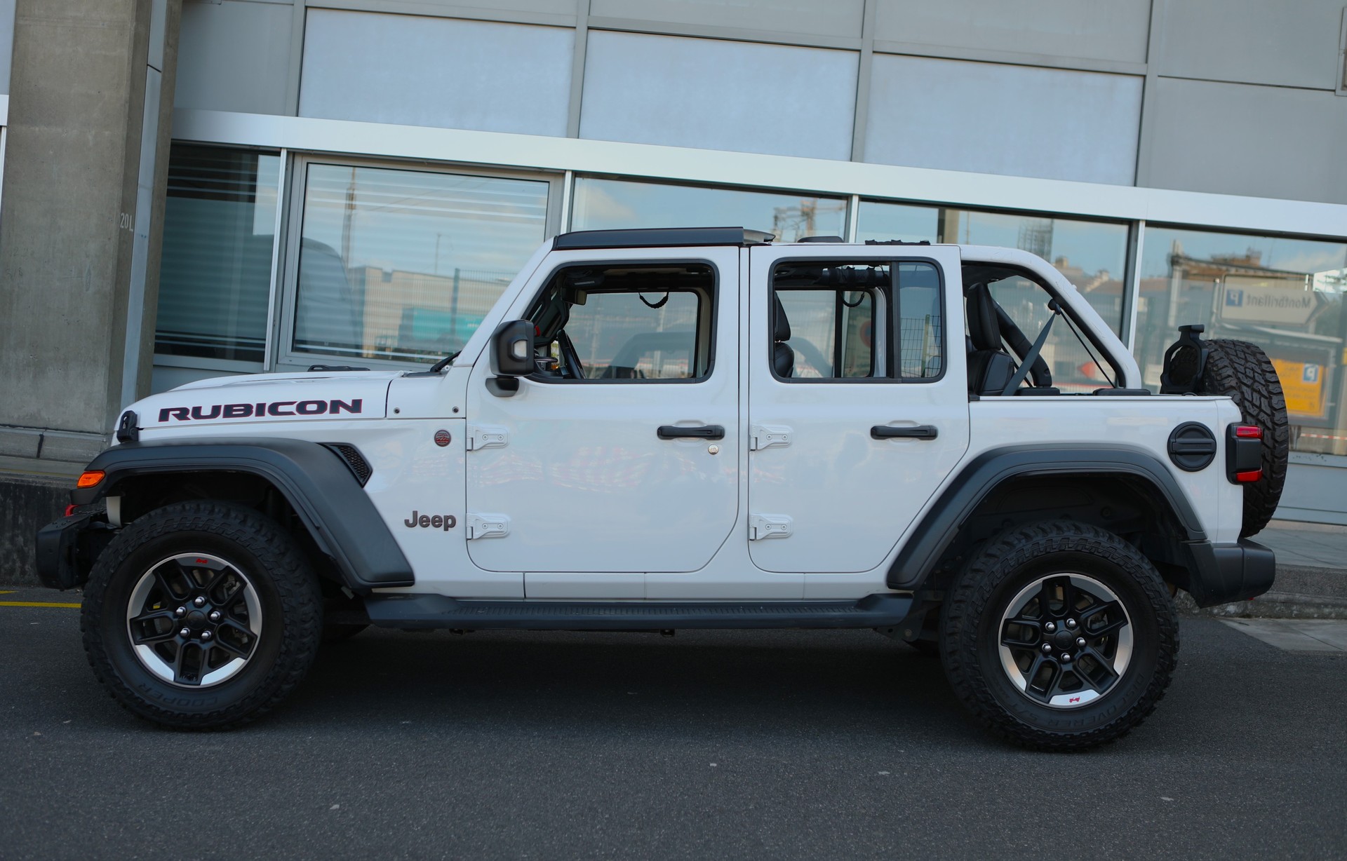 JEEP Wrangler 2.0 Unlimited Rubicon Automatic TRAIL RATED - Soft / Hard Top-image-1