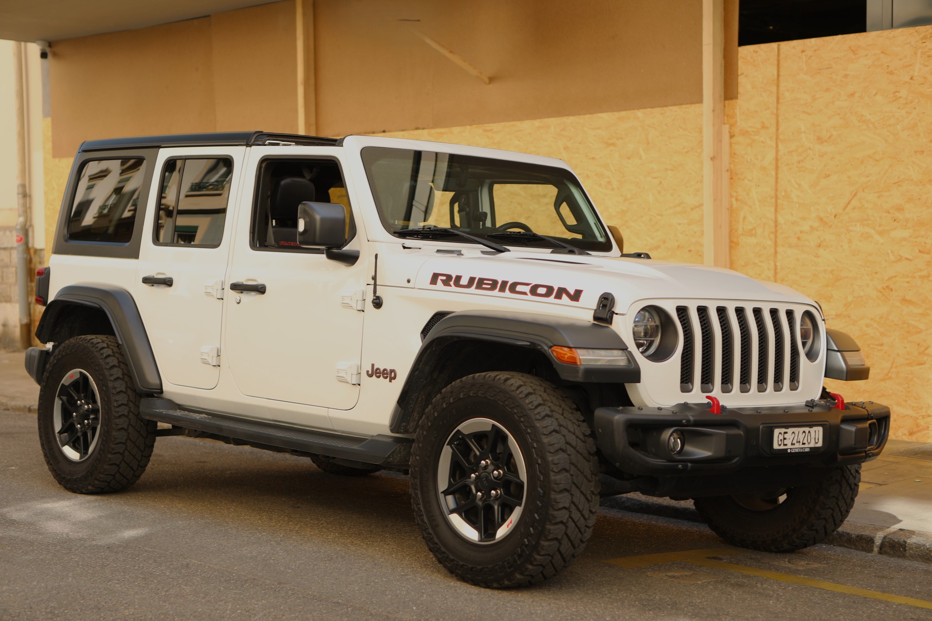 JEEP Wrangler 2.0 Unlimited Rubicon Automatic TRAIL RATED - Soft / Hard Top-image-0