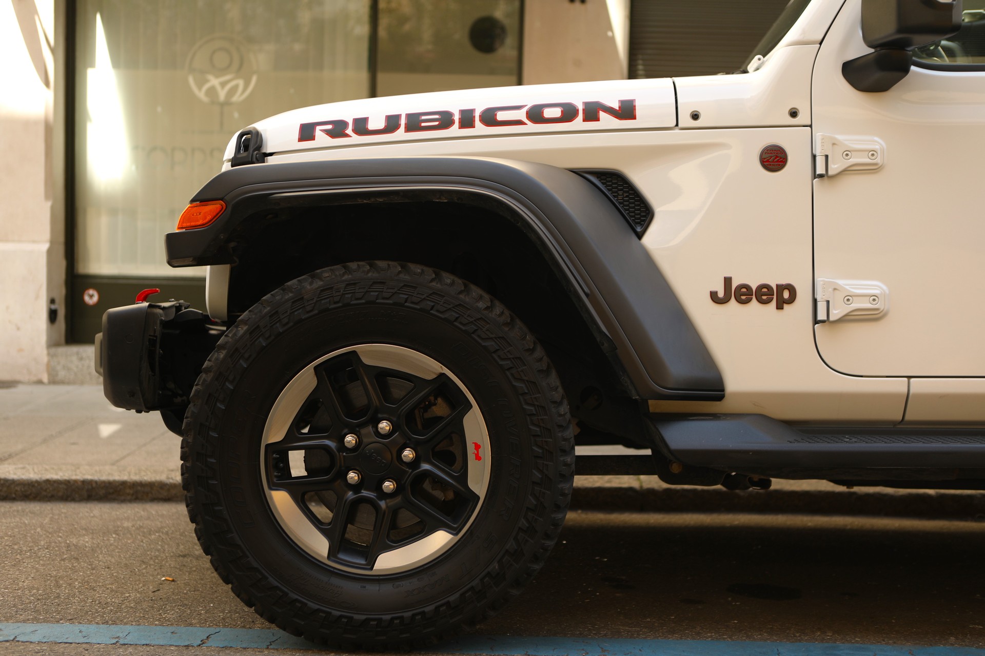 JEEP Wrangler 2.0 Unlimited Rubicon Automatic TRAIL RATED - Soft / Hard Top-image-3