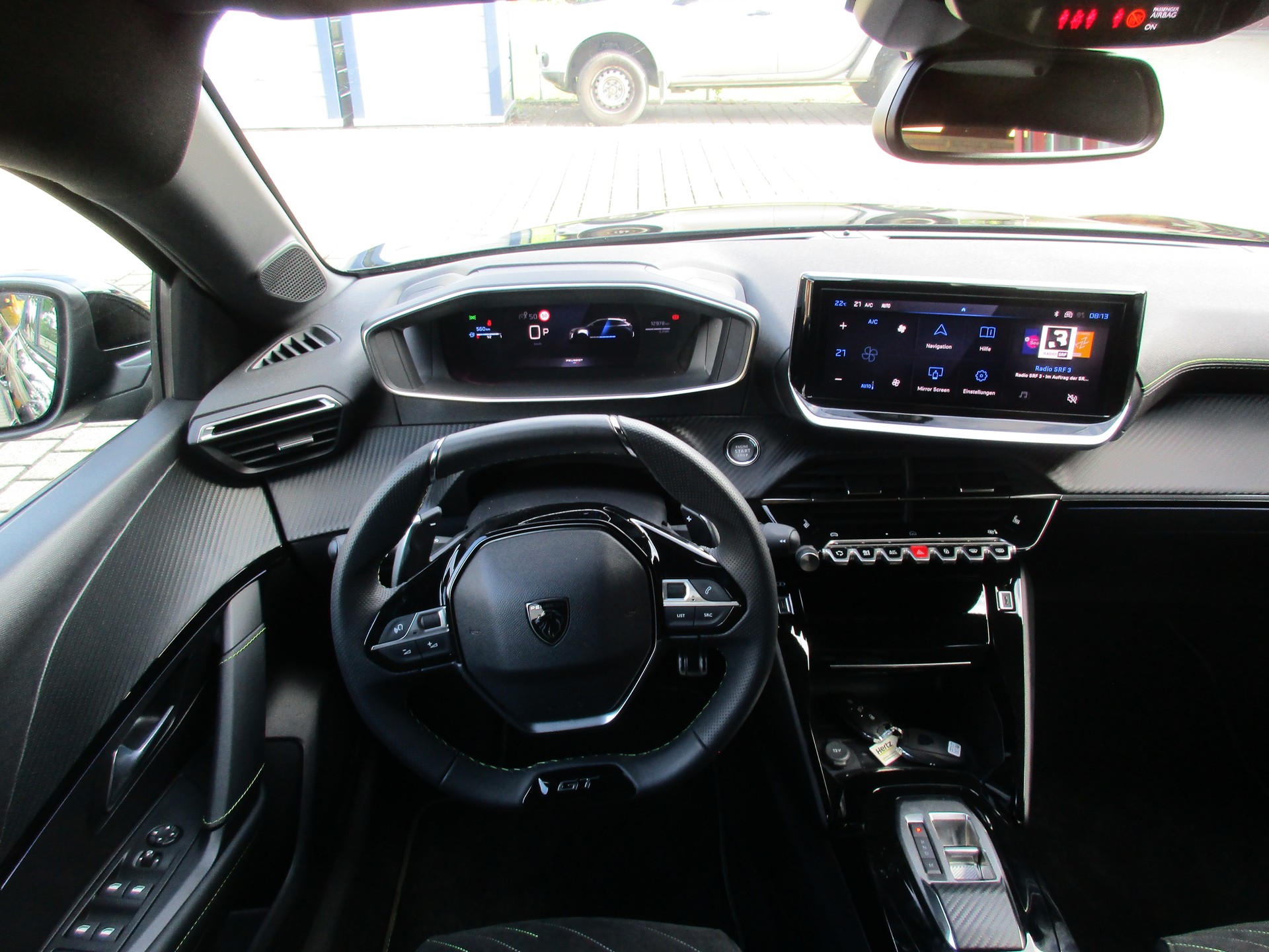 PEUGEOT 208 1.2 MHEV 145 GT-image-7