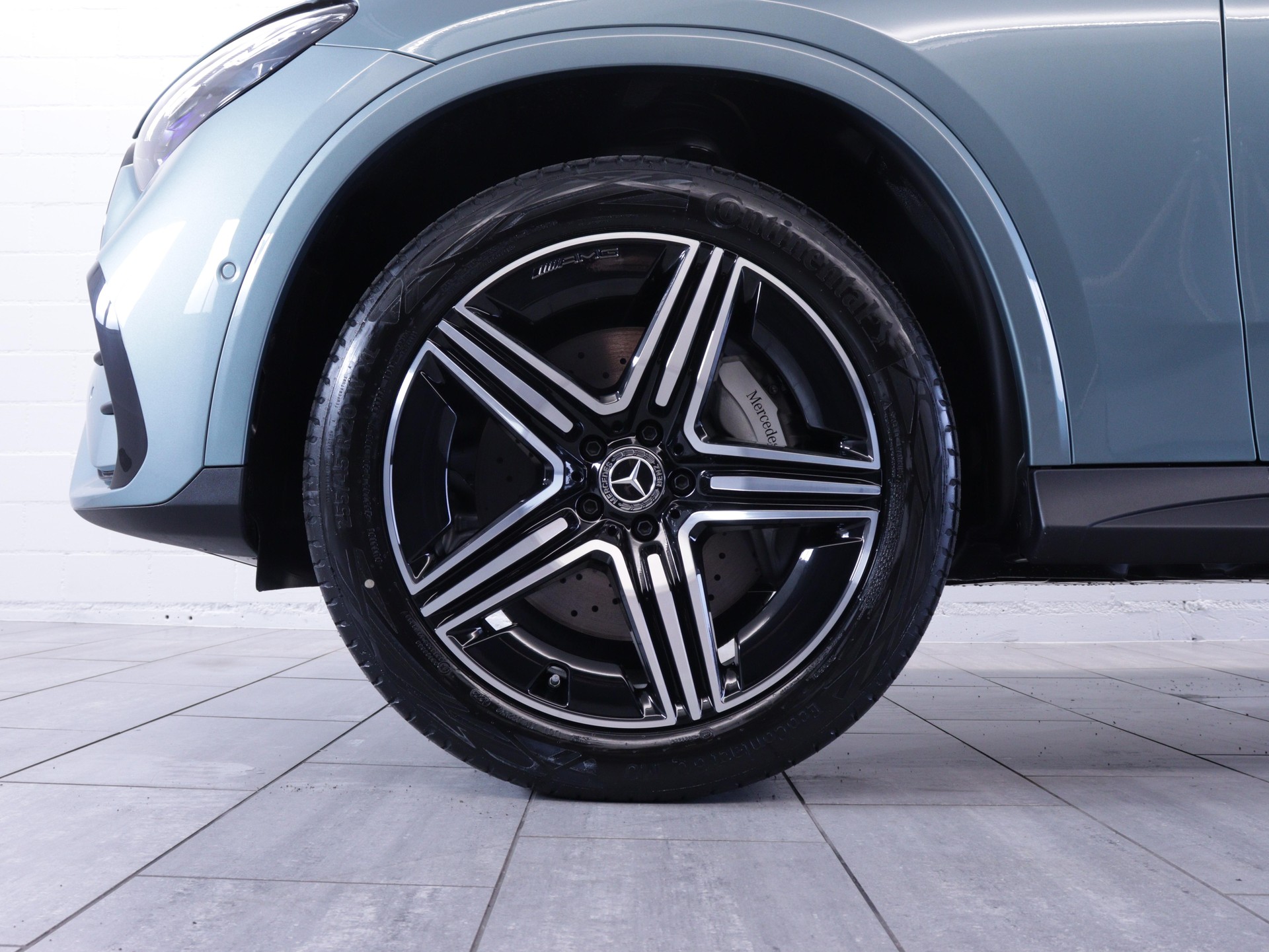 MERCEDES-BENZ GLC 220 d AMG Line 4matic-image-16