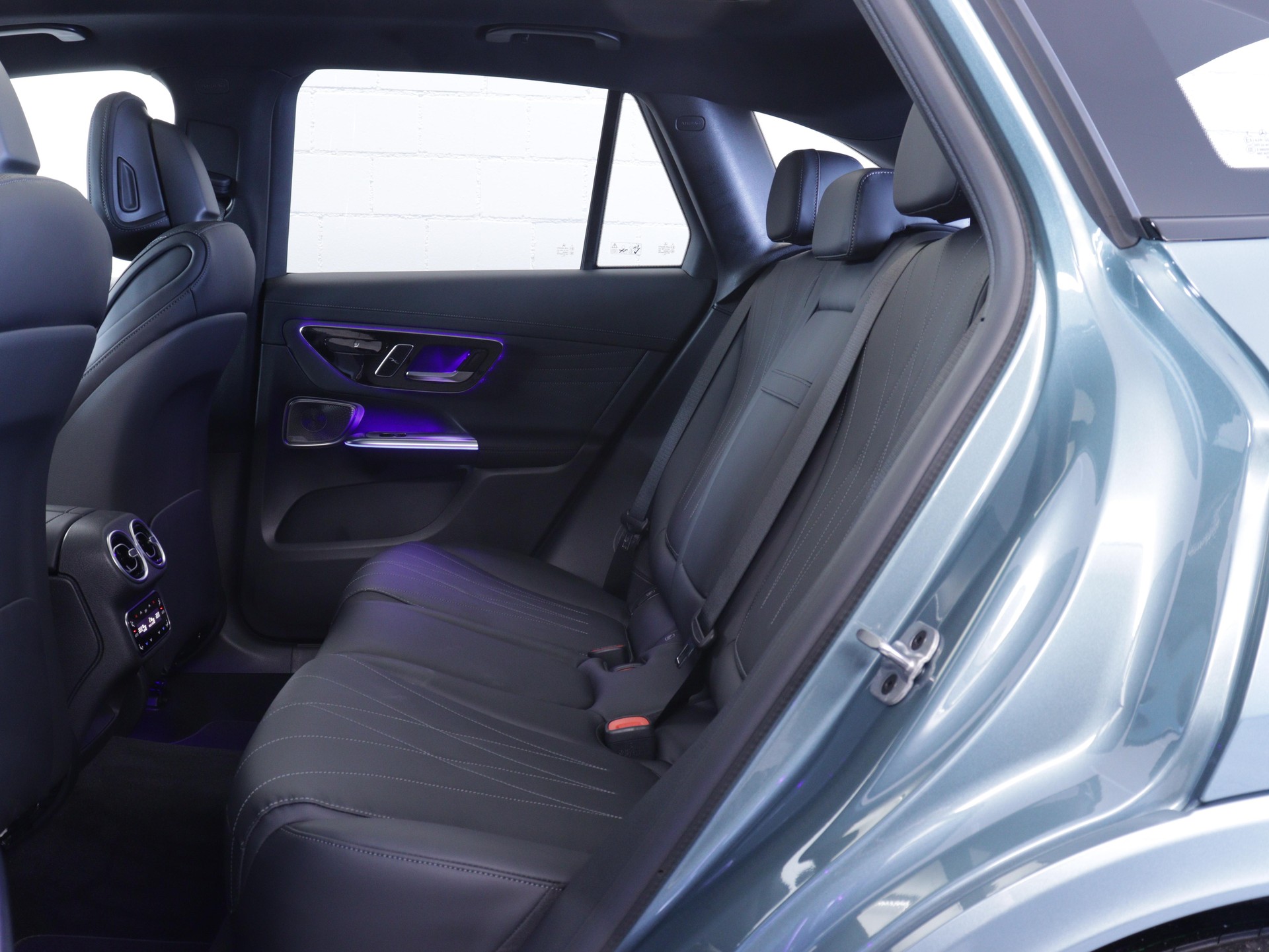 MERCEDES-BENZ GLC 220 d AMG Line 4matic-image-10