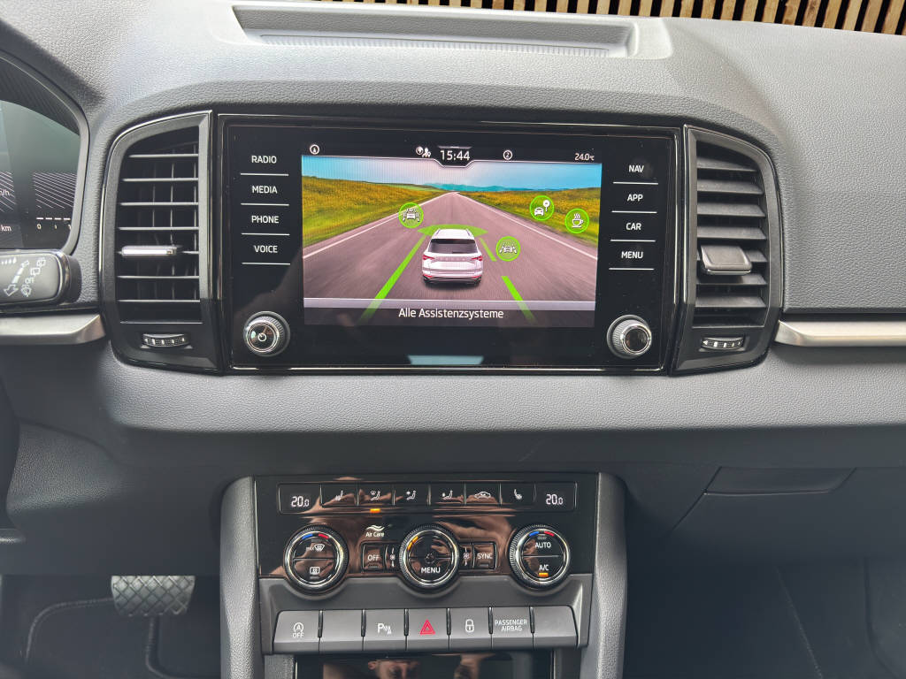 SKODA Karoq 1.5 TSI Selection DSG-image-10