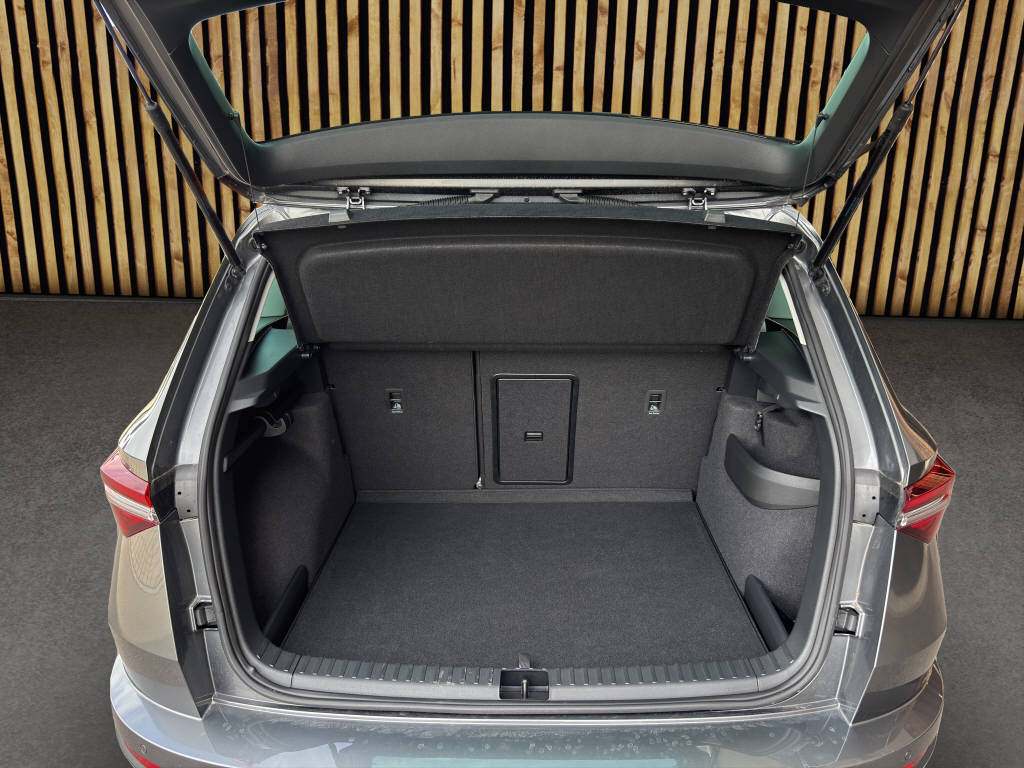 SKODA Karoq 1.5 TSI Selection DSG-image-14