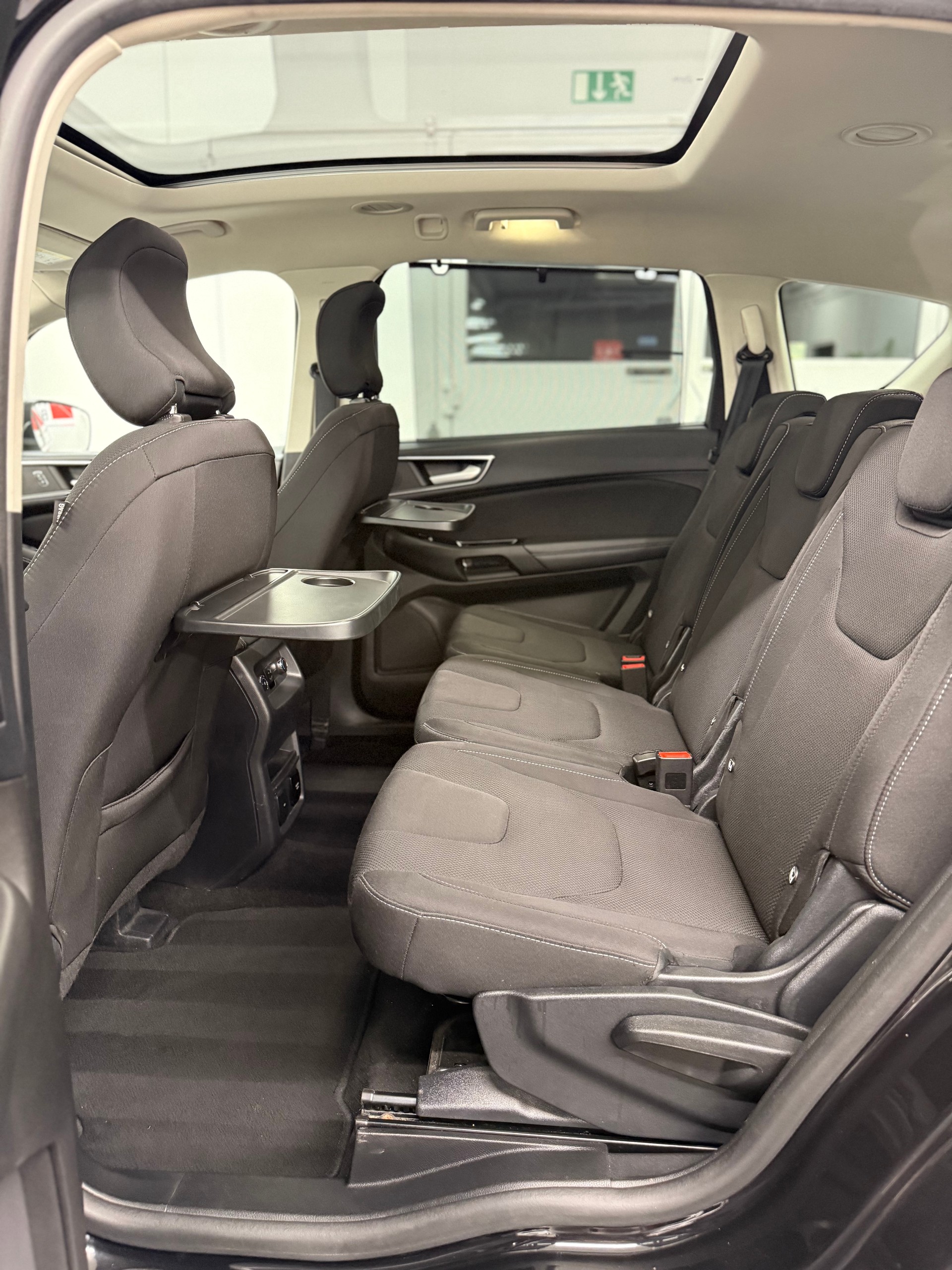 FORD S-Max 2.0 TDCi Titanium 7-Plätzer + AHK-image-22
