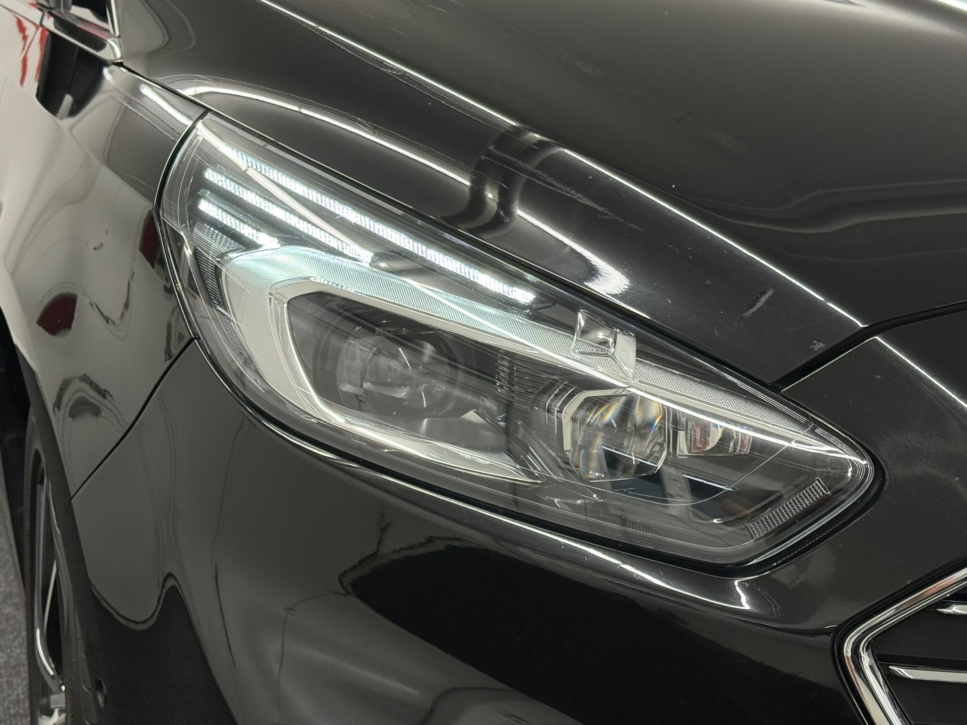 FORD S-Max 2.0 TDCi Titanium 7-Plätzer + AHK-image-12