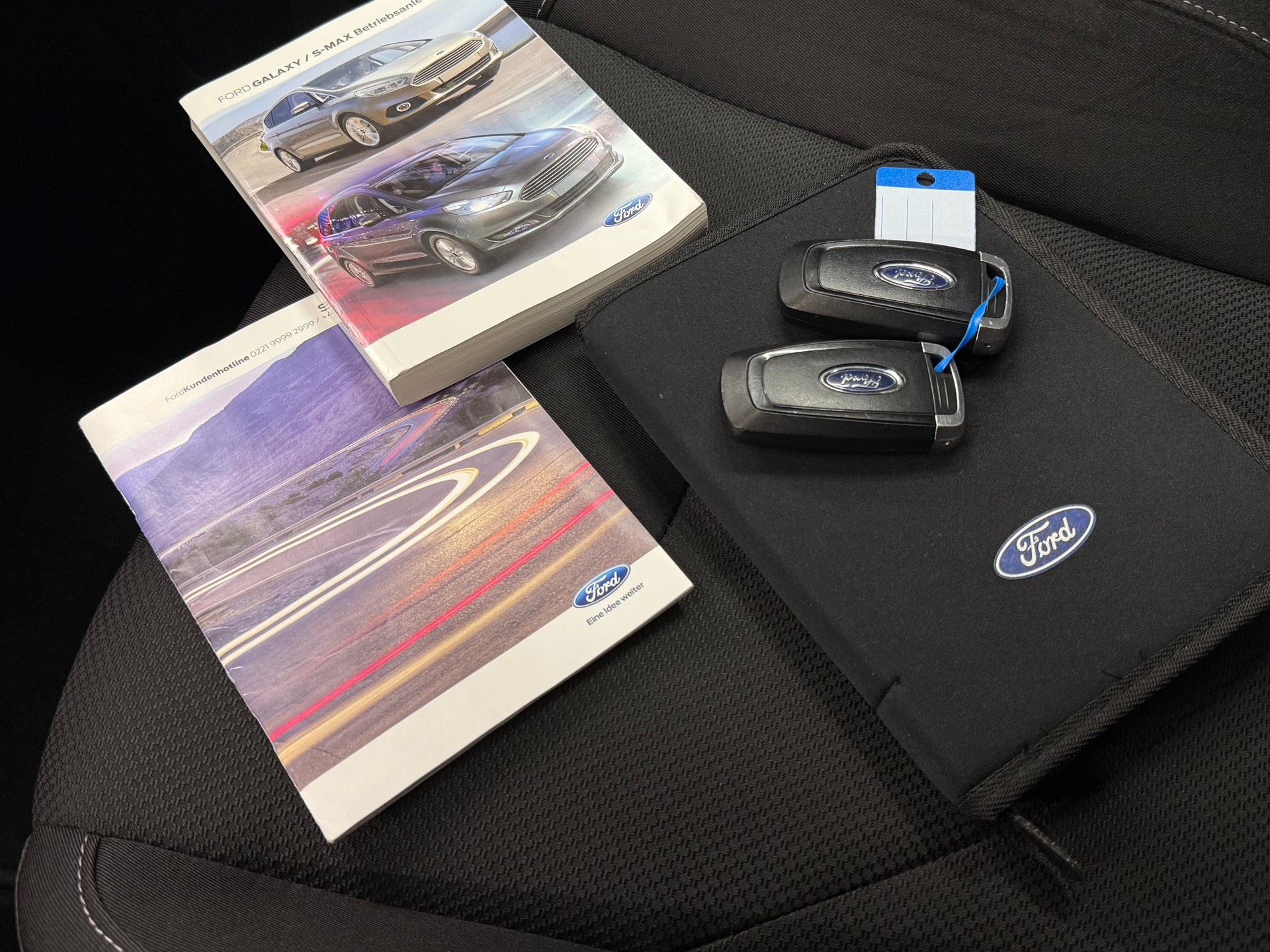 FORD S-Max 2.0 TDCi Titanium 7-Plätzer + AHK-image-28