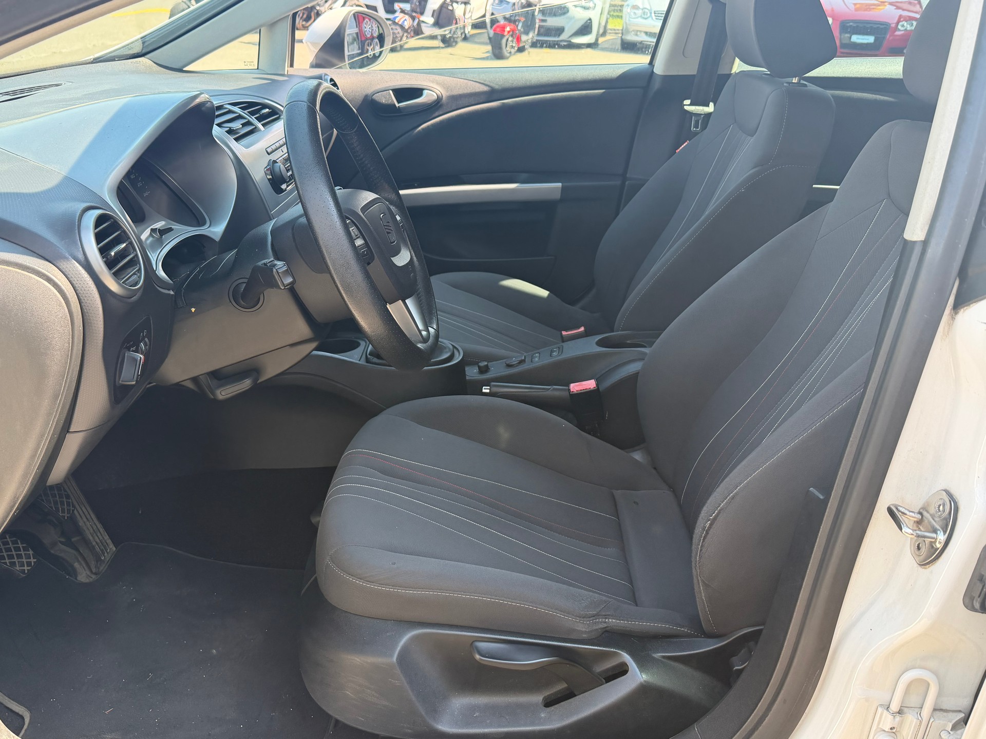 SEAT Leon 1.4 TSI Style-image-4
