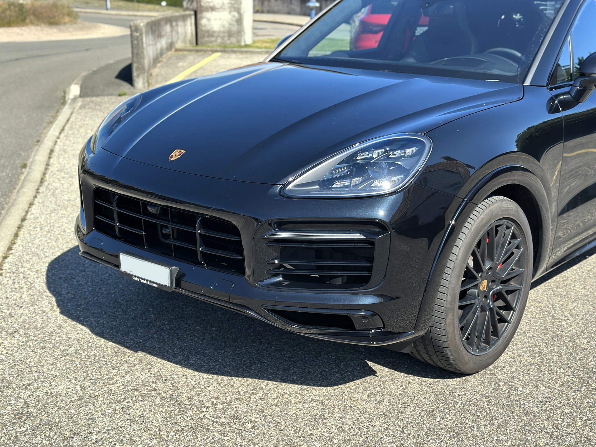 PORSCHE Cayenne GTS Coupé-image-3