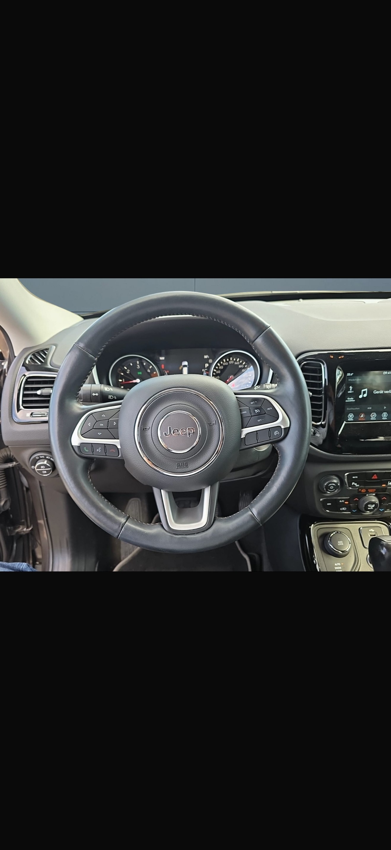 JEEP Compass 2.0CRD Limited AWD 9ATX-image-4