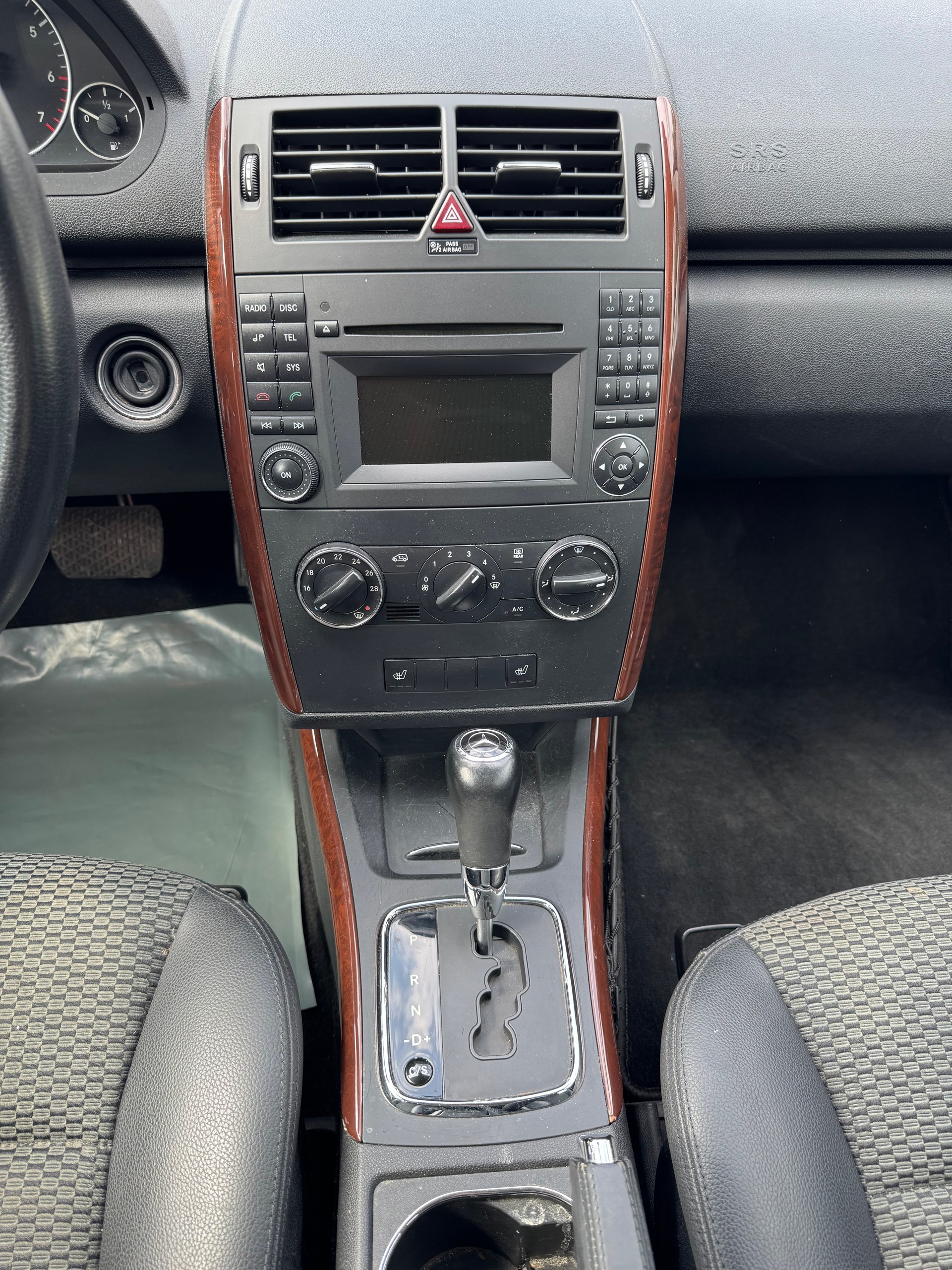 MERCEDES-BENZ A 170 Elégance Edition A-image-13