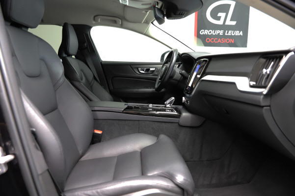 VOLVO V60 T6 eAWD Inscr. Expr.-image-8