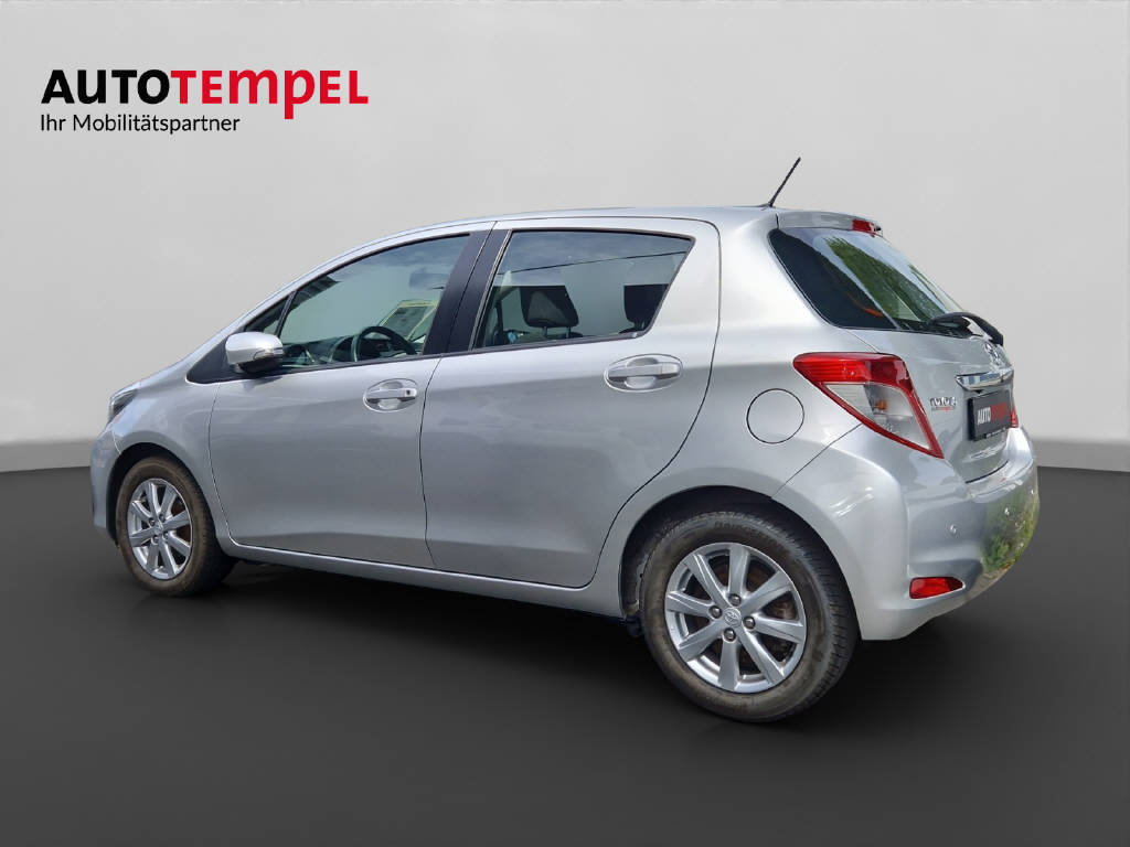 TOYOTA Yaris 1.33 VVT-i Sol MdS 42641/000-image-2