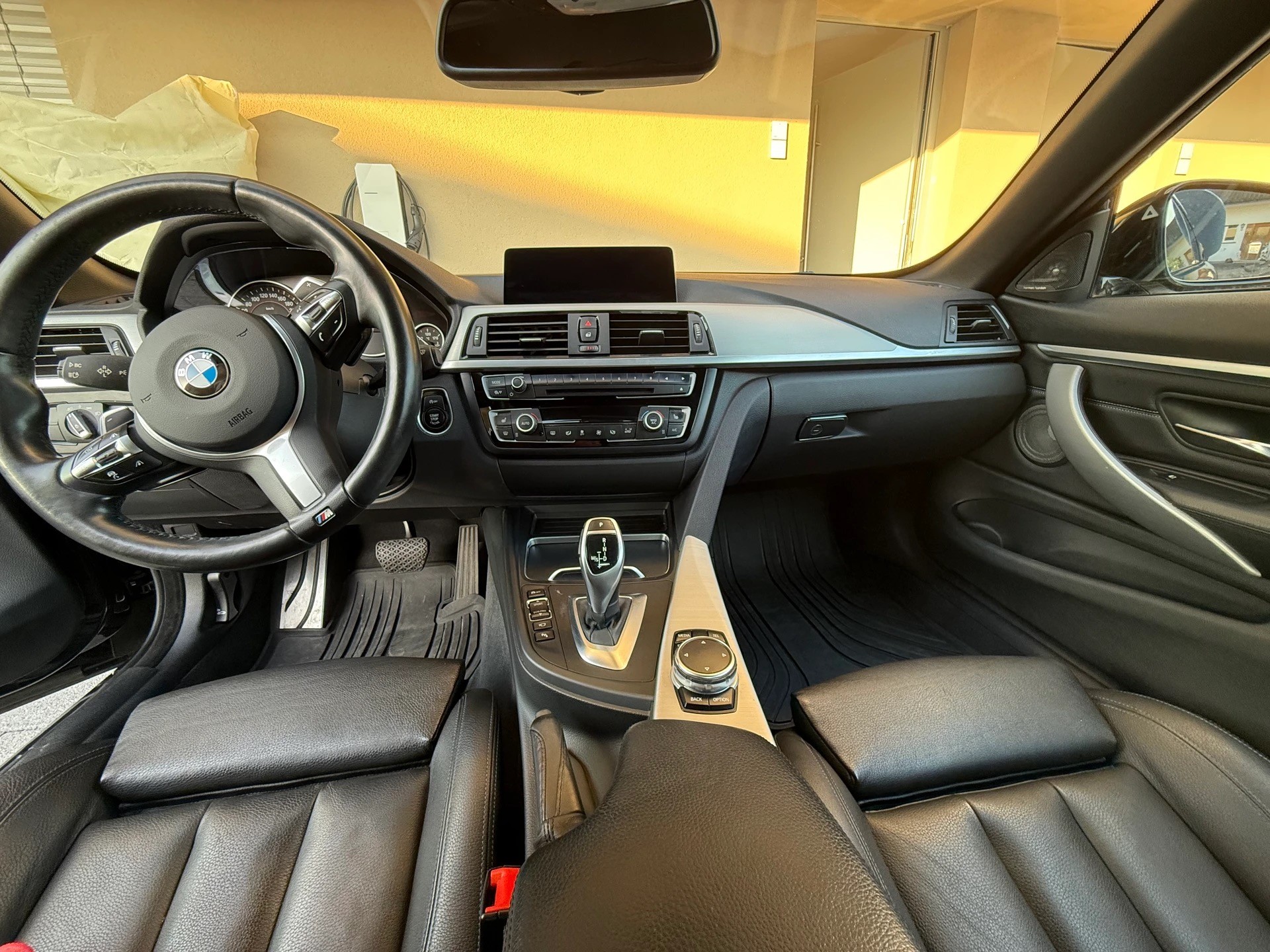BMW 440i xDrive-image-4