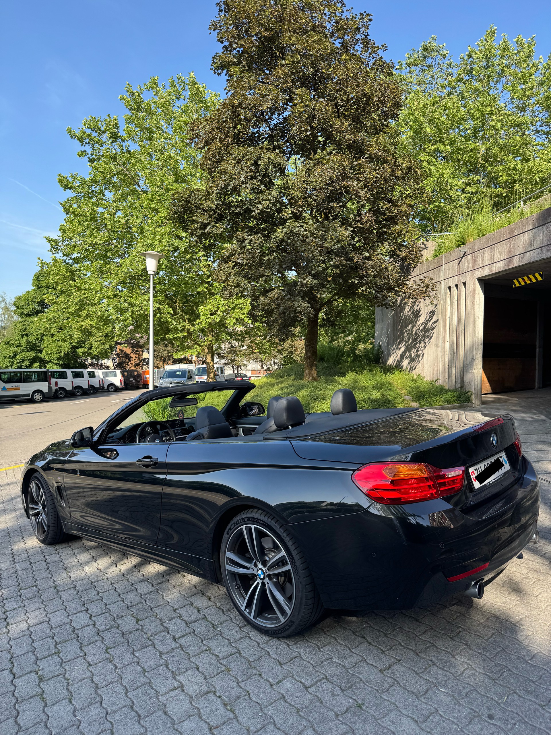 BMW 440i xDrive-image-1
