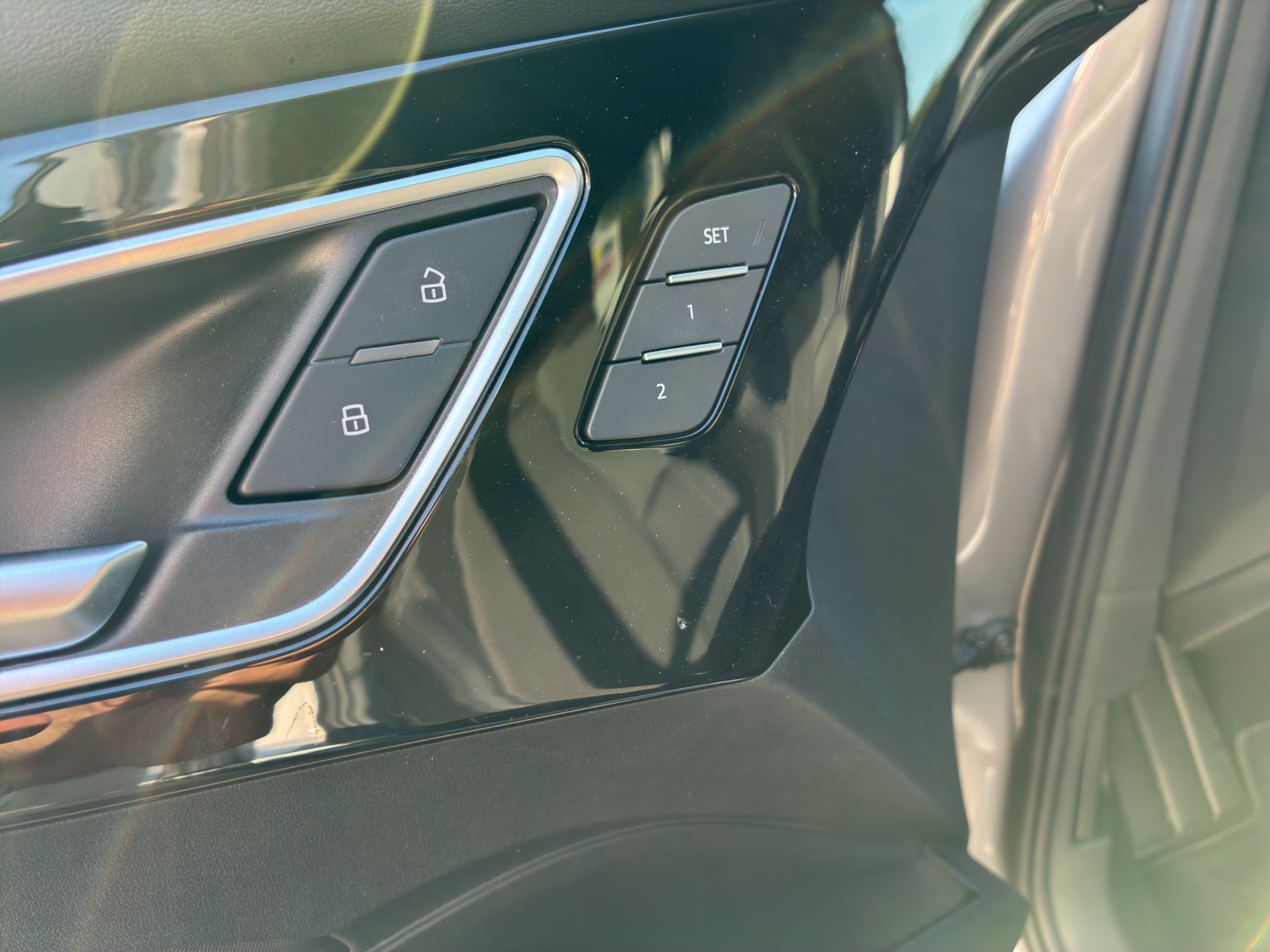 AUDI Q4 e-tron 50 quattro-image-14
