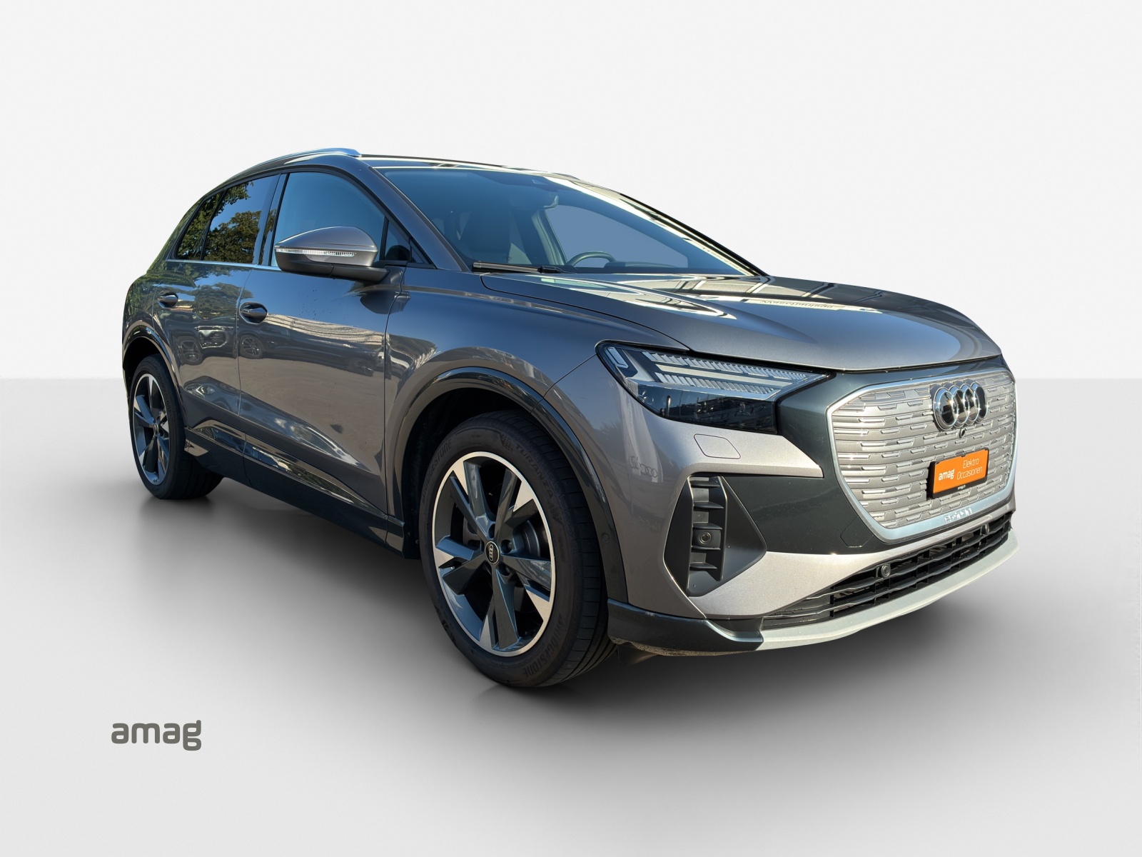 AUDI Q4 e-tron 50 quattro-image-5