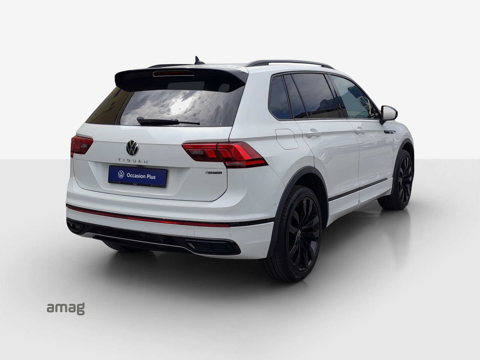 VW Tiguan 2.0TSI R-Line 4Motion DSG-image-4