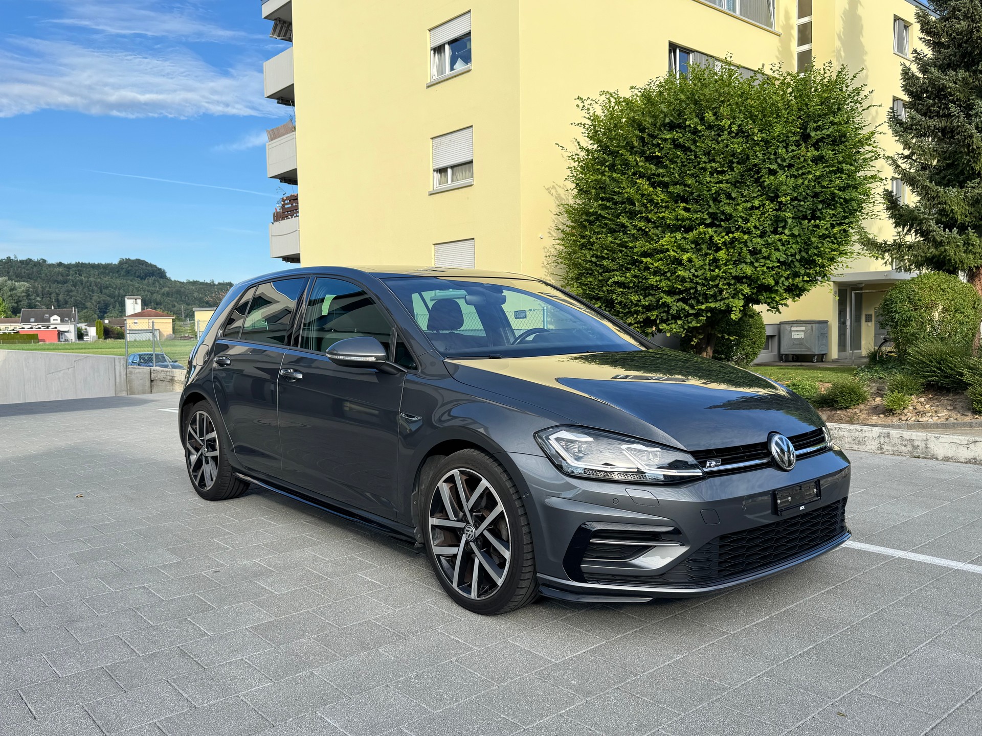 VW Golf 1.5 TSI R-Line DSG-image-6