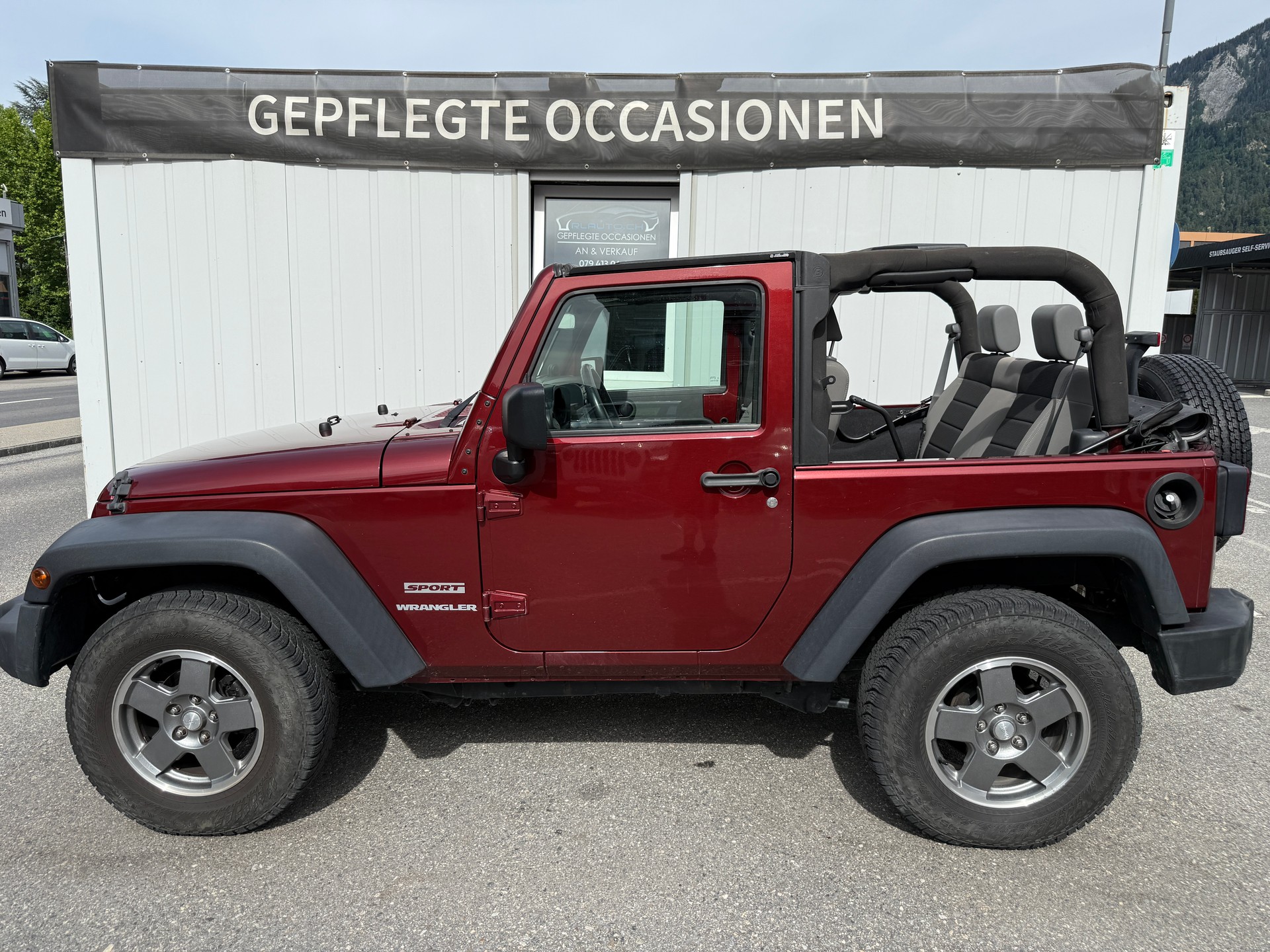 JEEP Wrangler 2.8 CRD Sport Automatic Softtop *FRISCH AB MFK*-image-5
