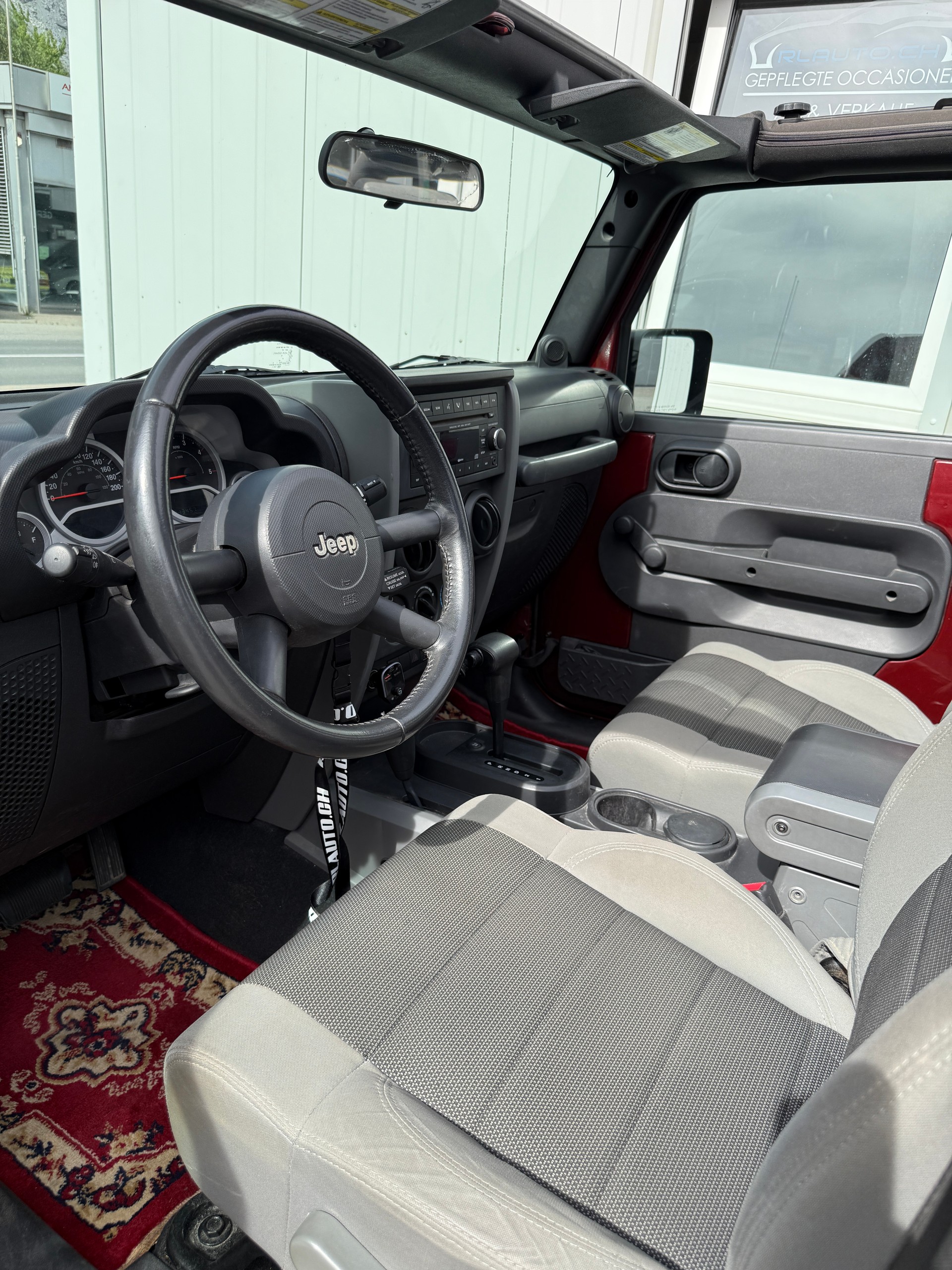 JEEP Wrangler 2.8 CRD Sport Automatic Softtop *FRISCH AB MFK*-image-8