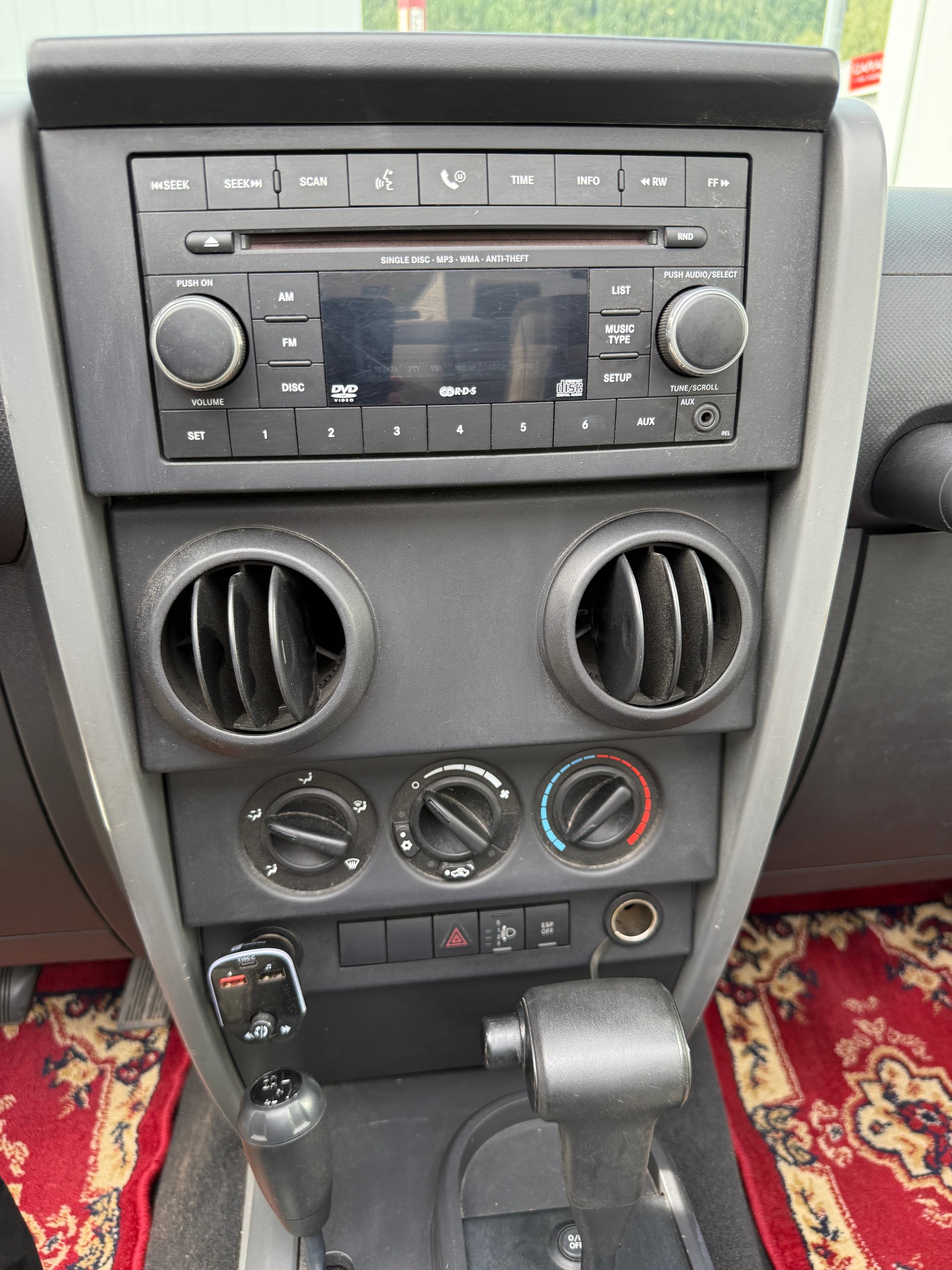 JEEP Wrangler 2.8 CRD Sport Automatic Softtop *FRISCH AB MFK*-image-11