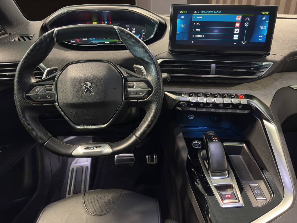 PEUGEOT 3008 225e Hybrid2 GT EAT8-image-4
