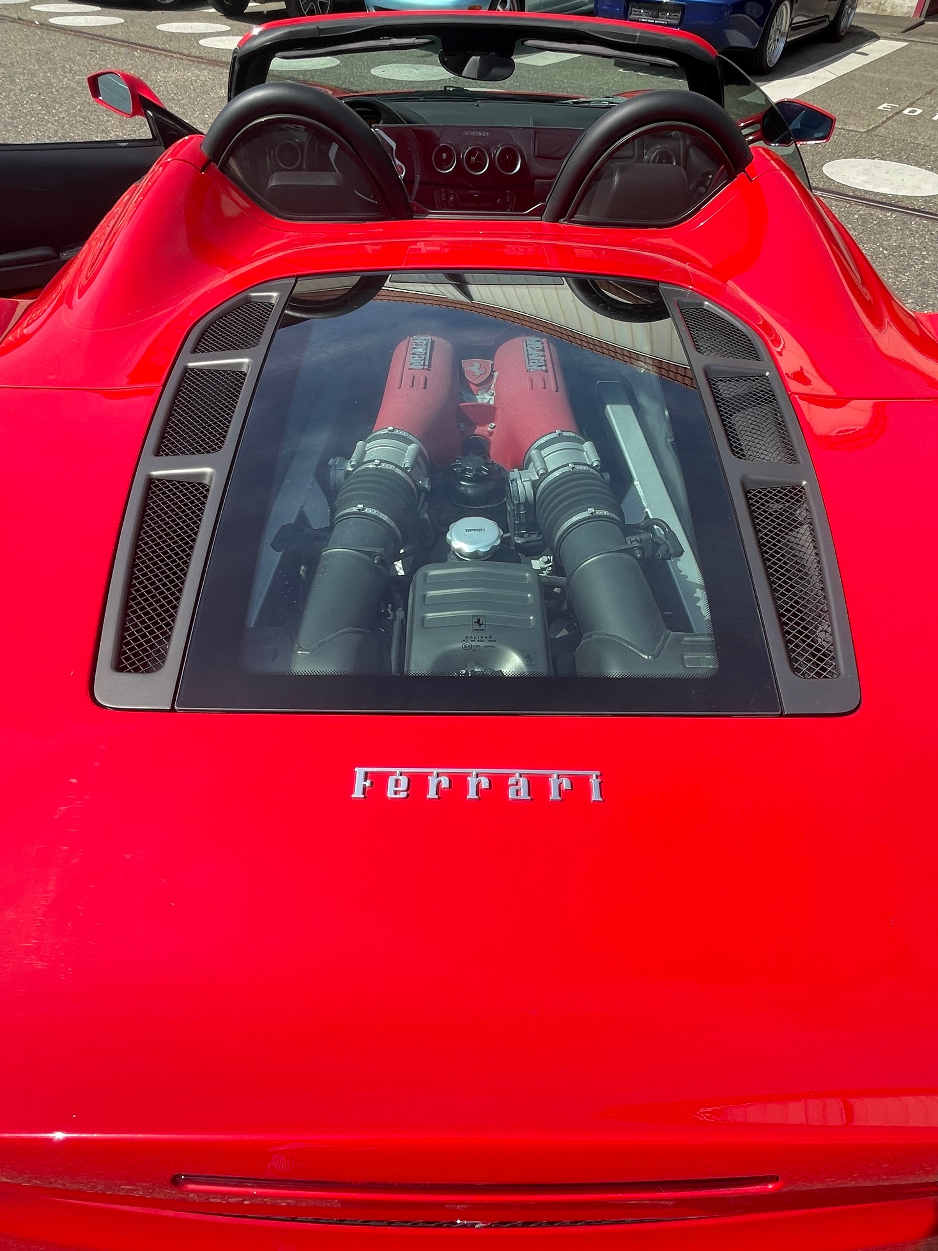 FERRARI 4.3-image-5