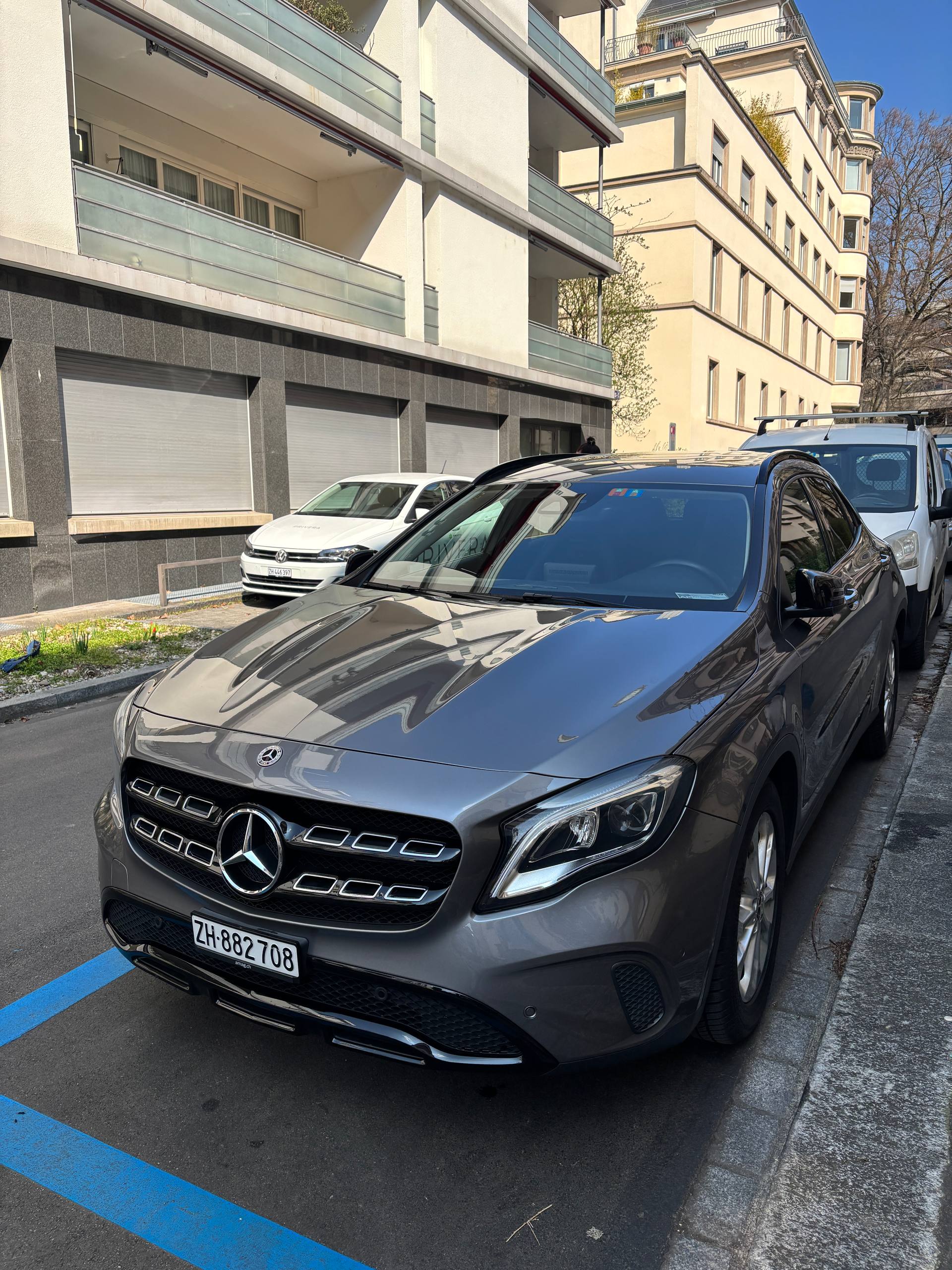 MERCEDES-BENZ GLA 200 Night Star-image-0