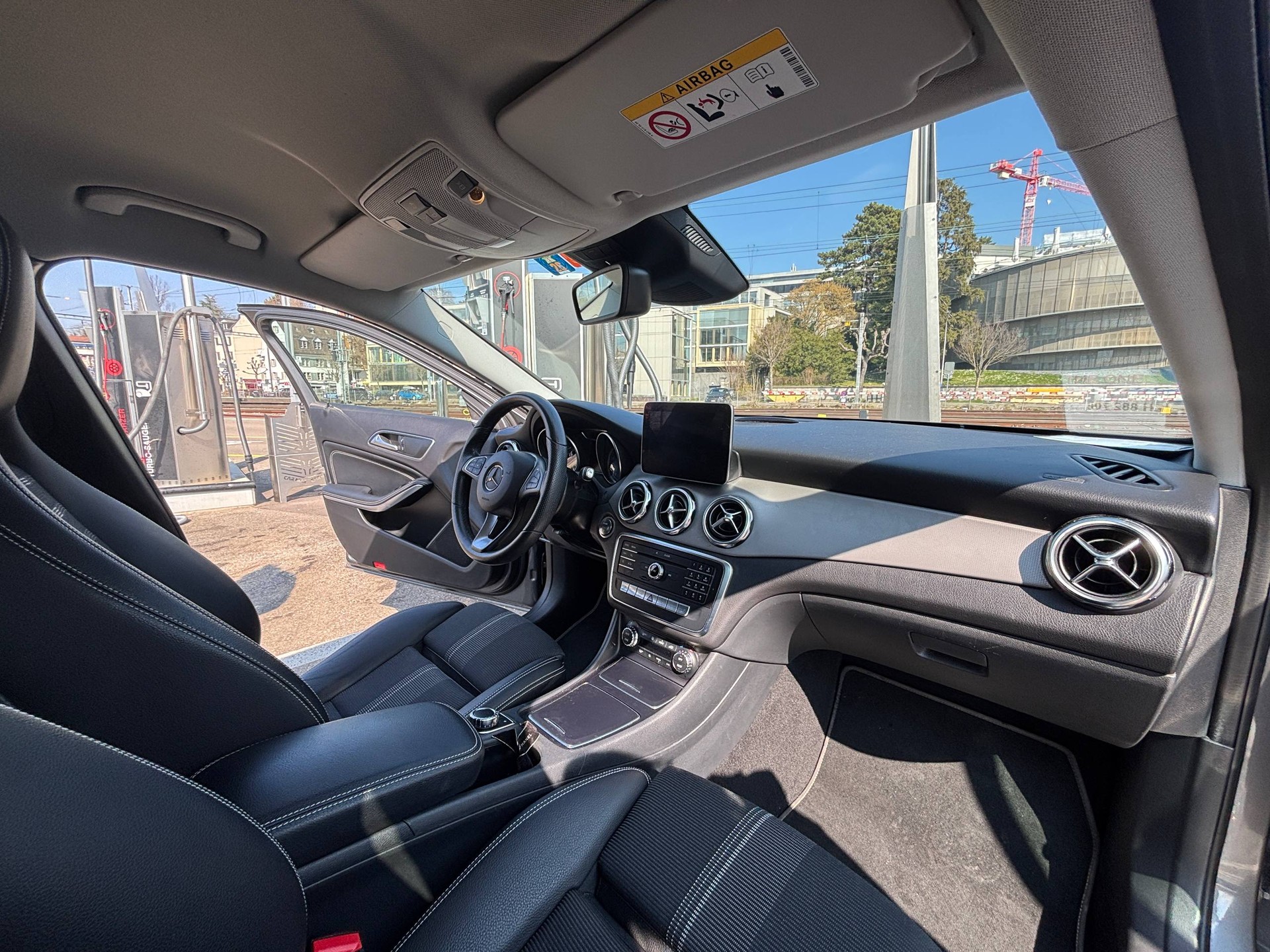 MERCEDES-BENZ GLA 200 Night Star-image-3