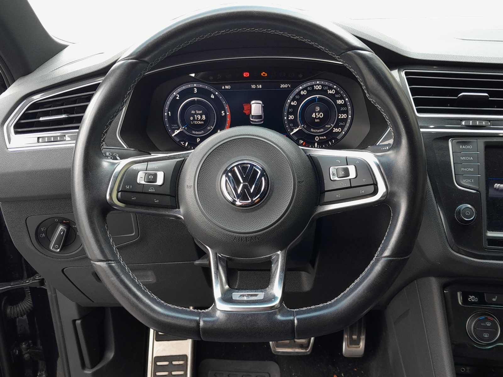 VW Tiguan 2.0 TDI SCR Highline4Motion DSG-image-9