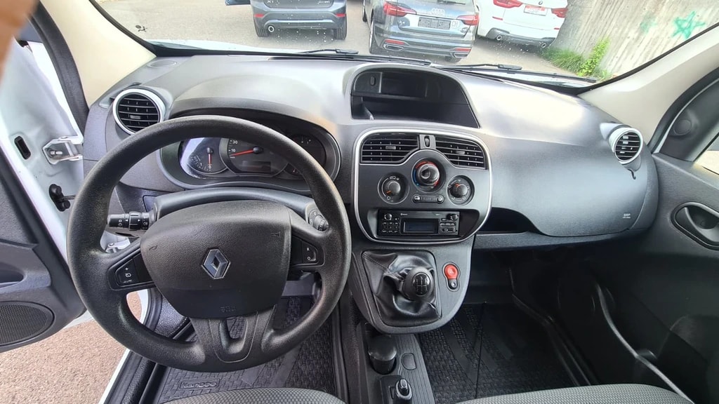 RENAULT Kangoo Medium dCi 90 ENERGY Access ** 3-Plätzer ** Klimaanlage ** PDC Hinten ** Tempomat ** Sortimo ** Frisch Ab MFK & Service-image-7