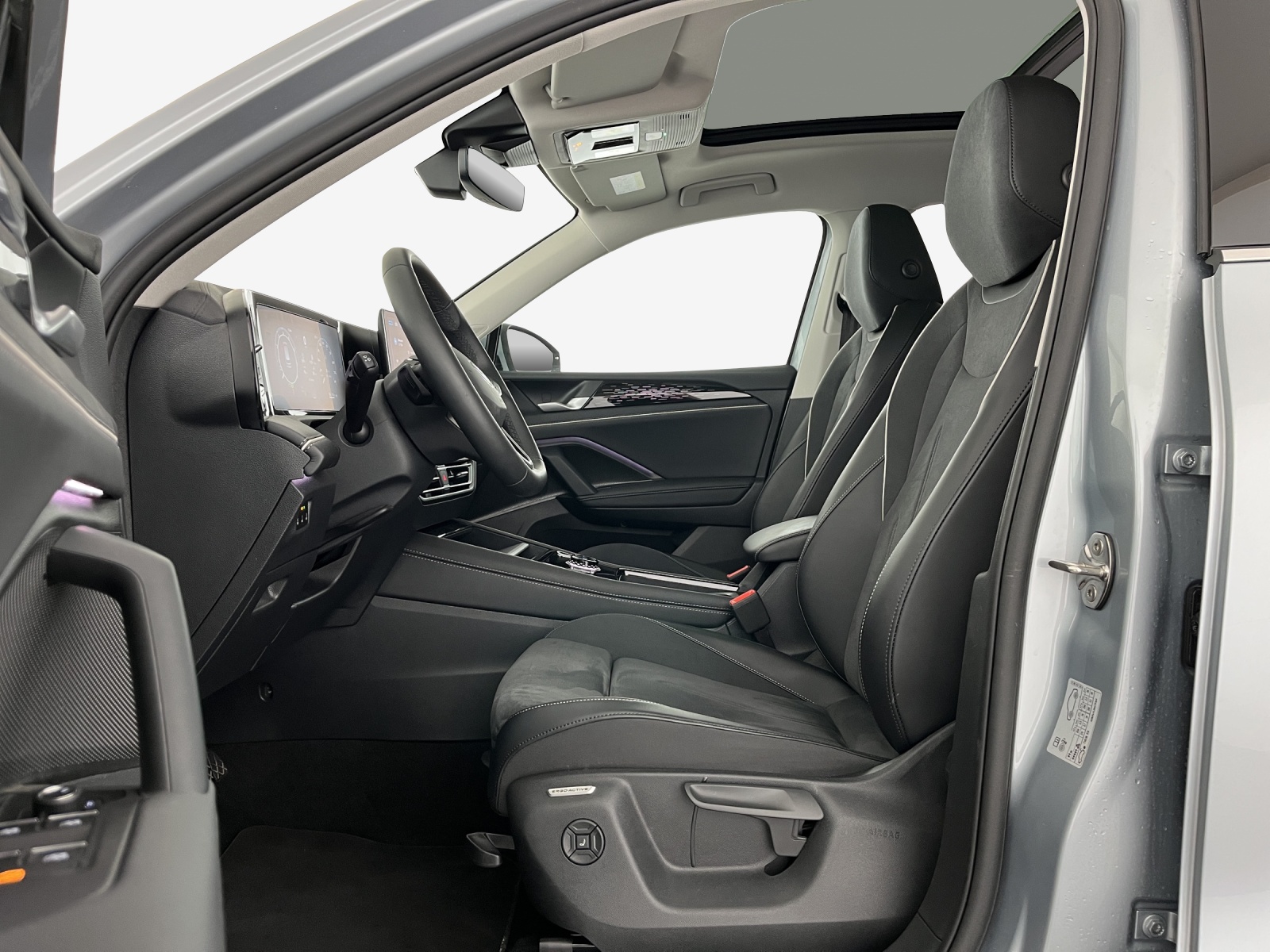 VW Tiguan 2.0 TSI DSG Elegance 4Motion-image-7
