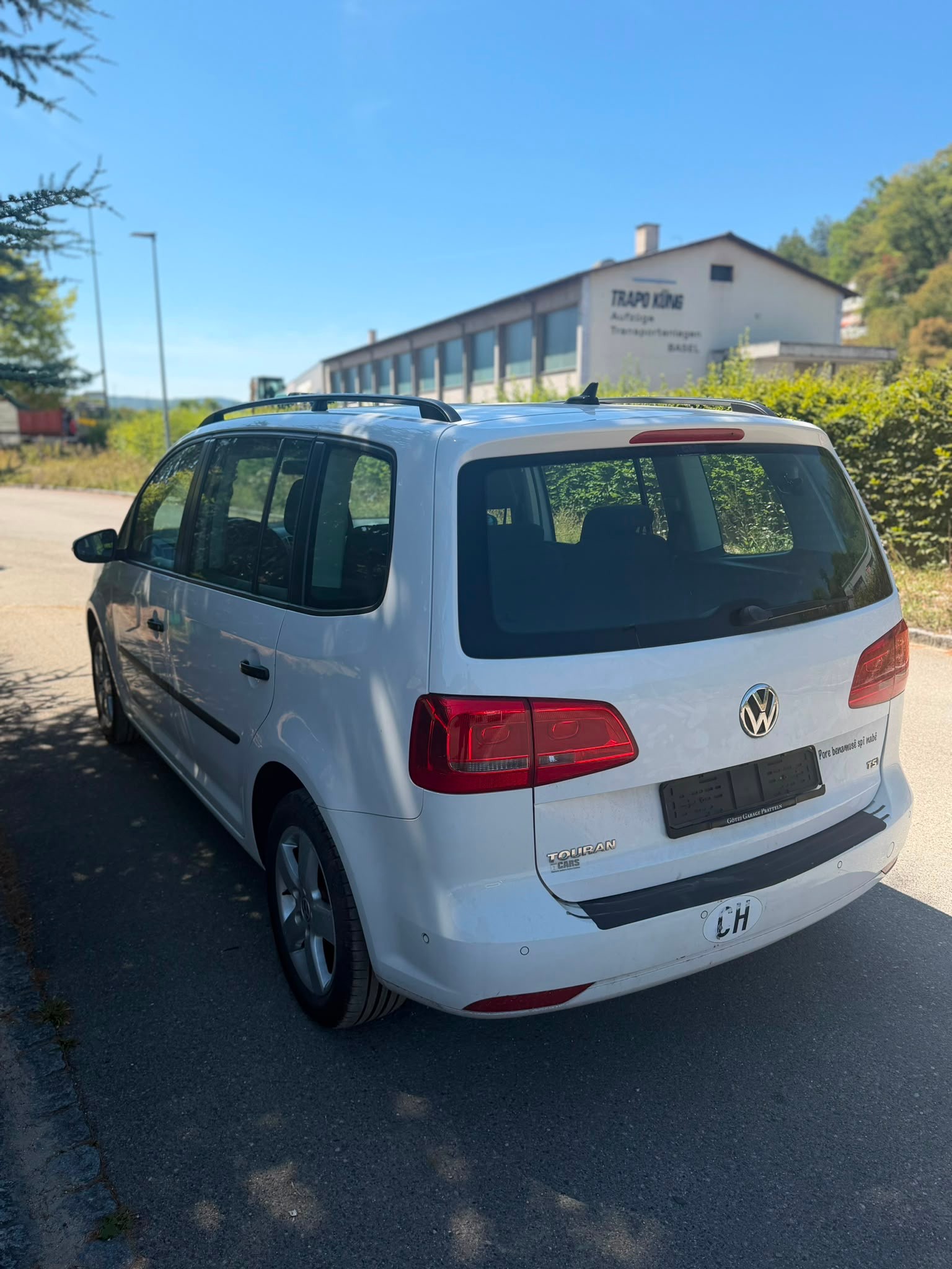 VW Touran 1.4 TSI Trendline DSG-image-3