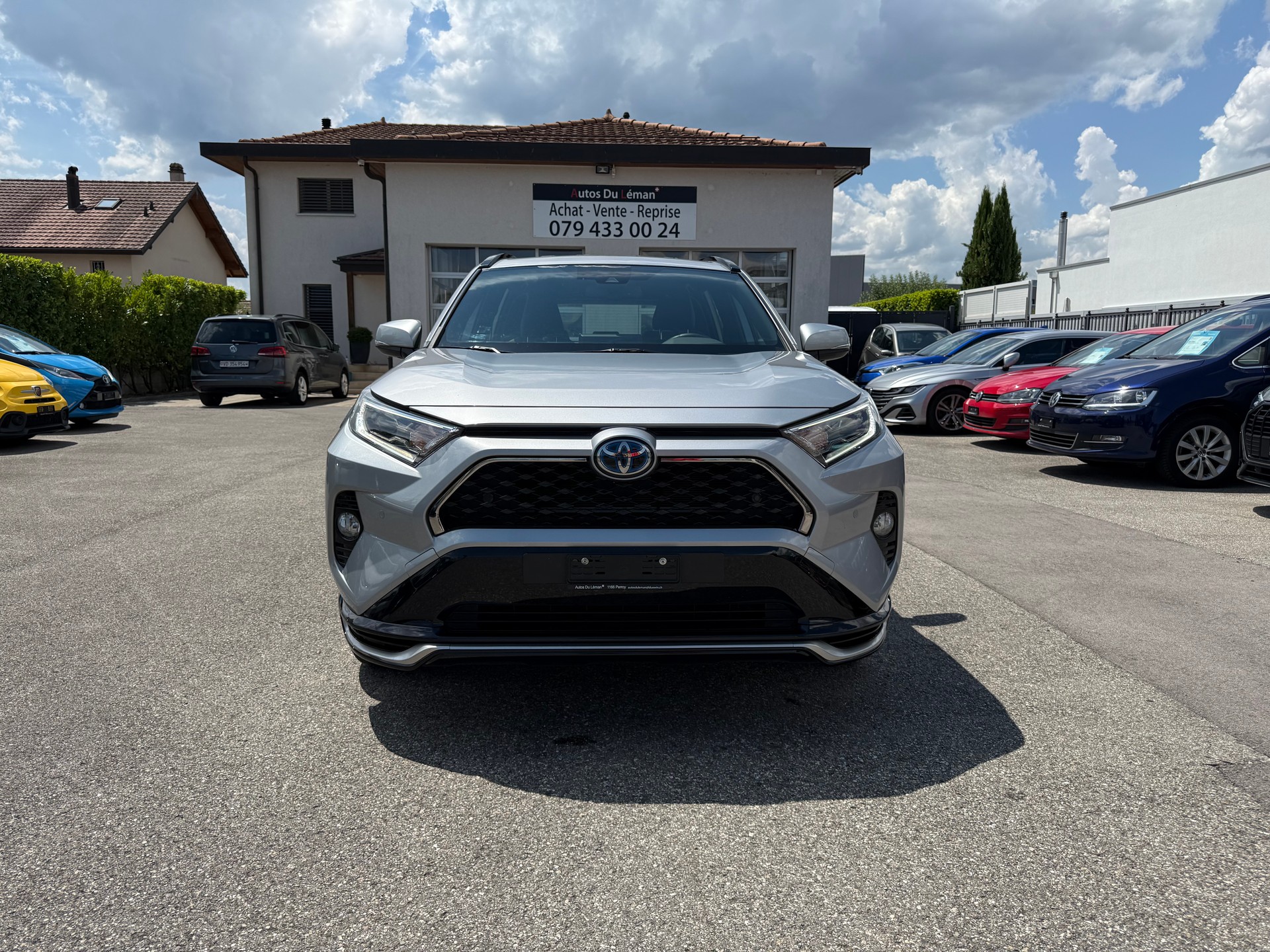 TOYOTA RAV-4 2.5 PHEV Trend e-CVT 4WD-image-0