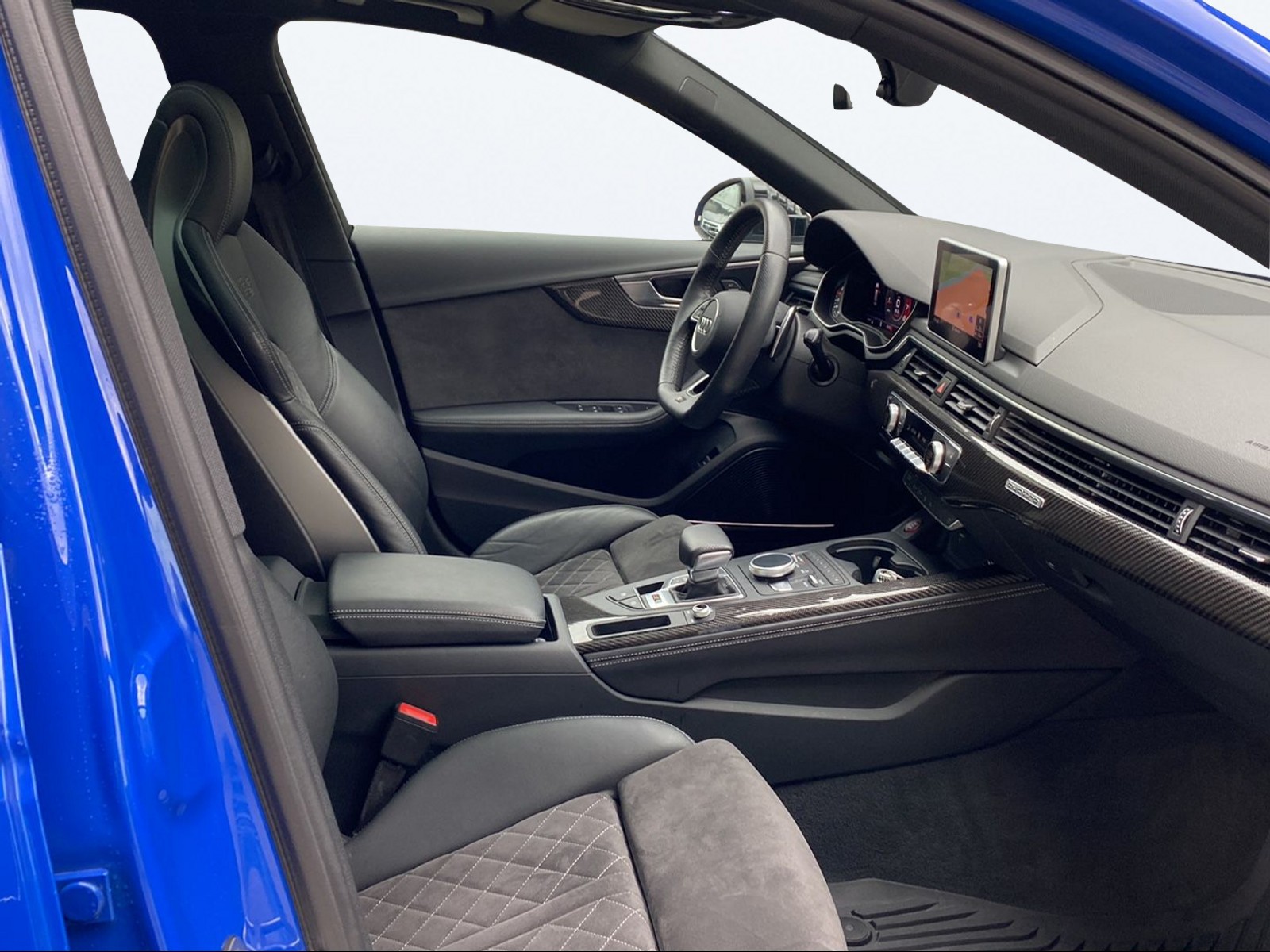 AUDI RS4 Avant 2.9 TFSI quattro tiptronic-image-15