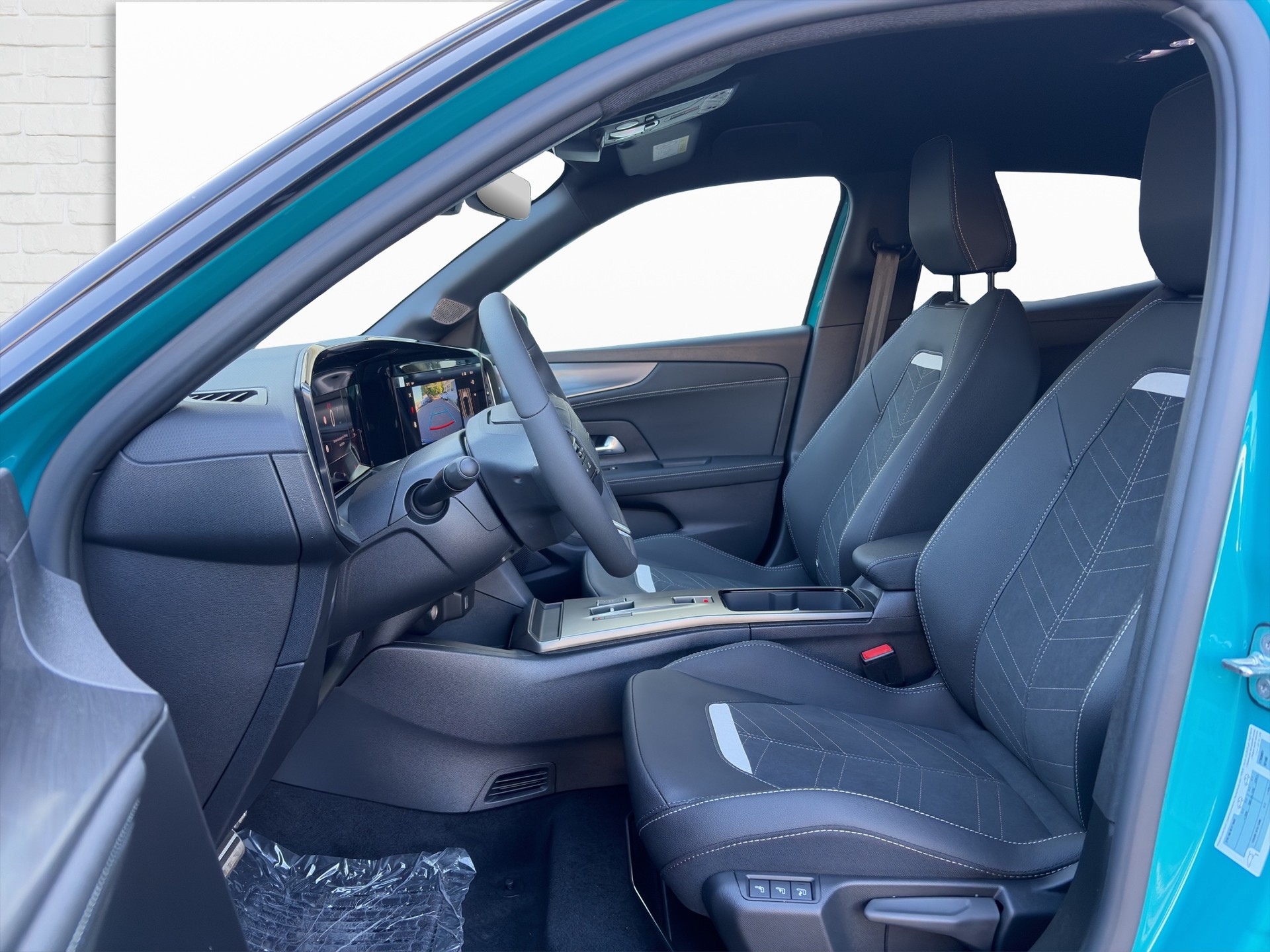 OPEL Mokka 1.2 Direct Injection Turbo MHEV GS-image-3