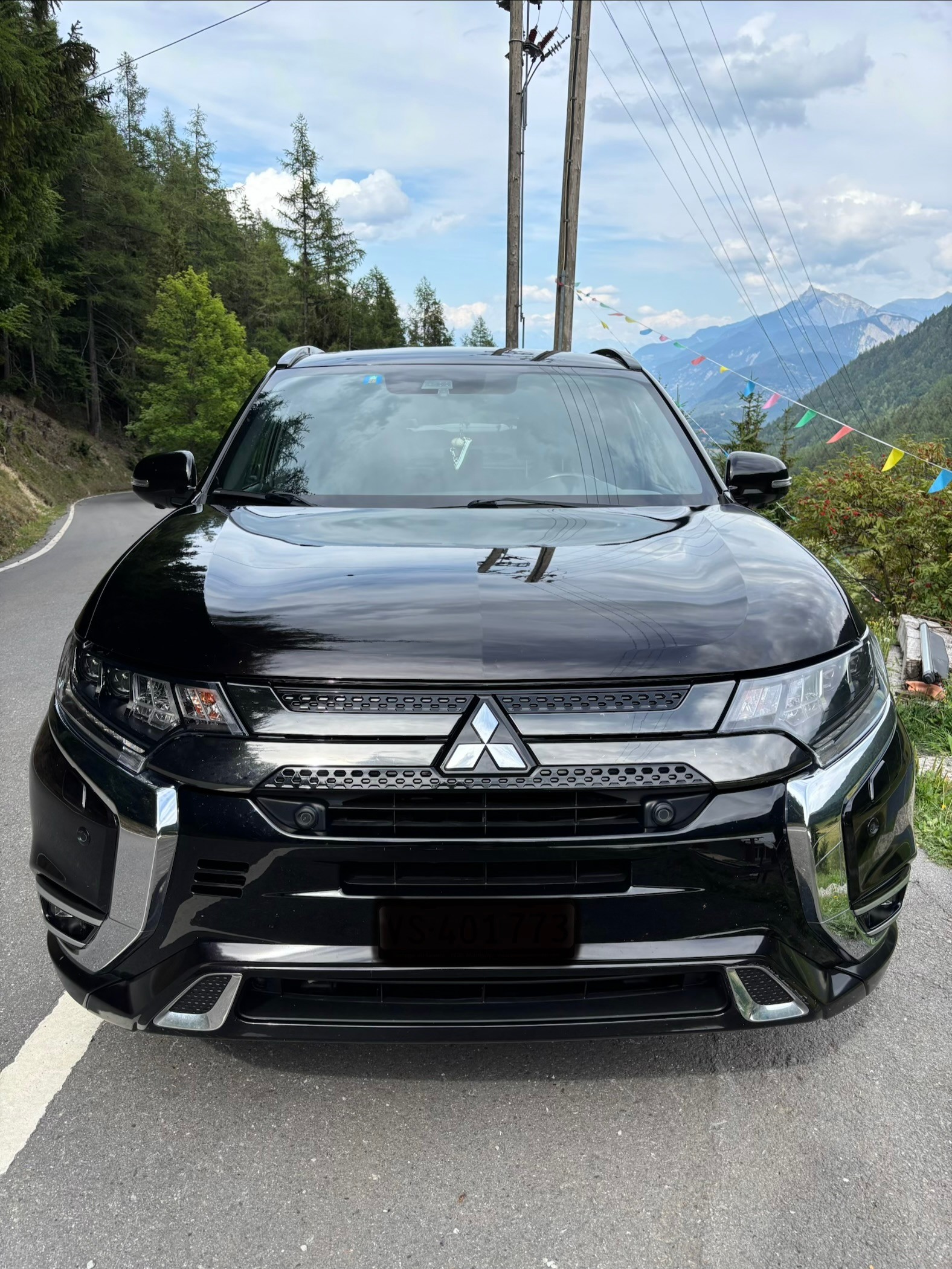 MITSUBISHI 2.4 PHEV Diamond S-Edition-image-0